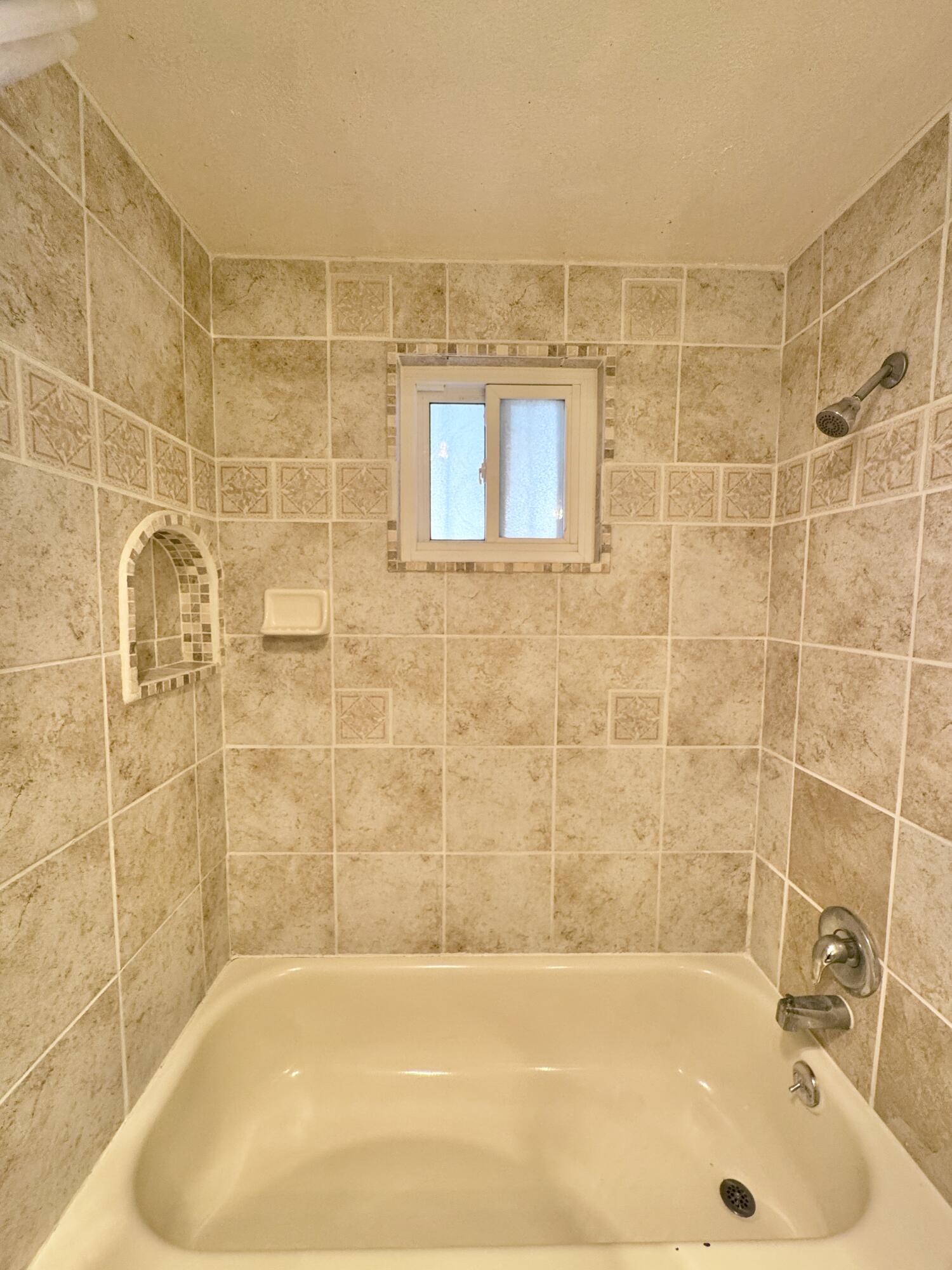 Photo 16 — 11420 Angelina Place NE