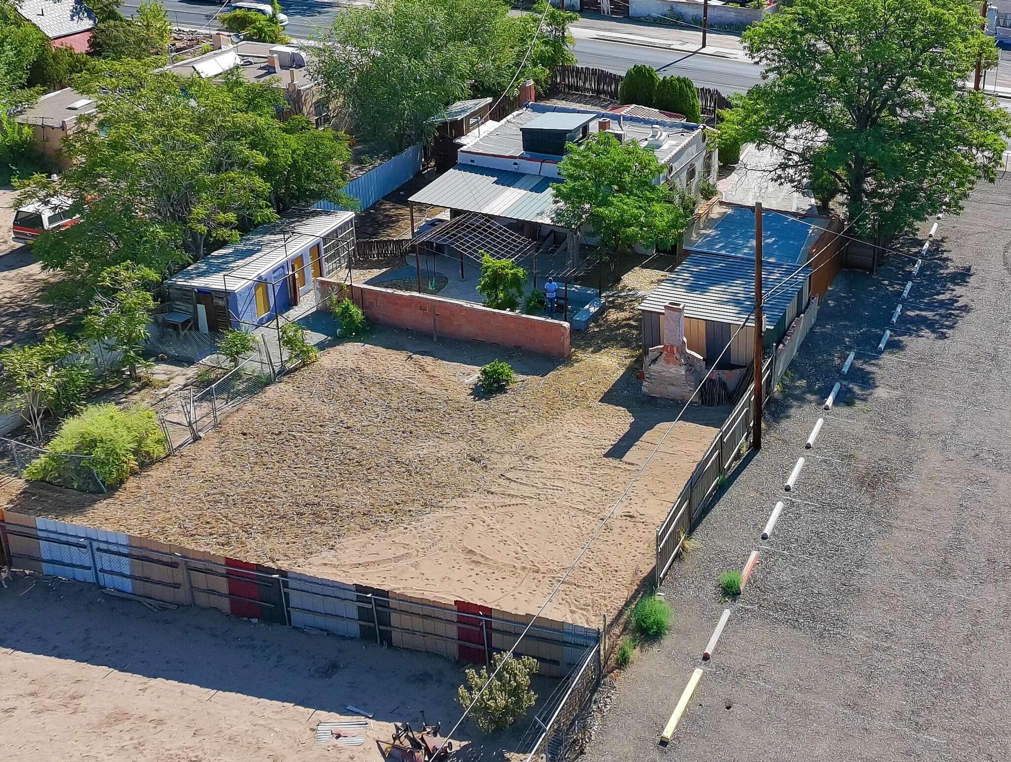 Photo 6 — 613 Isleta Boulevard SW