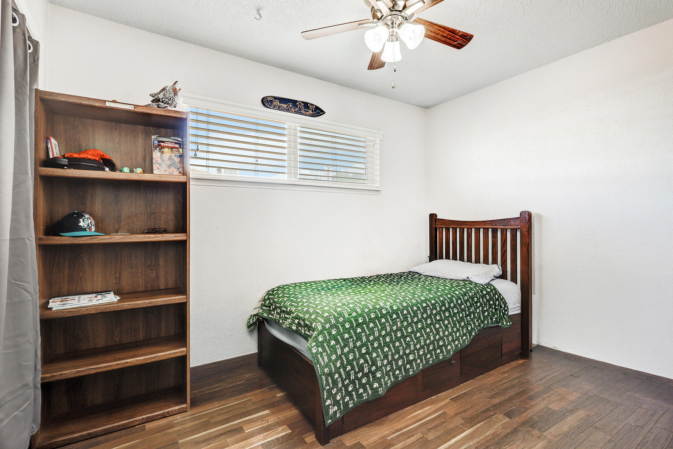 Photo 11 — 11913 Allison Court NE