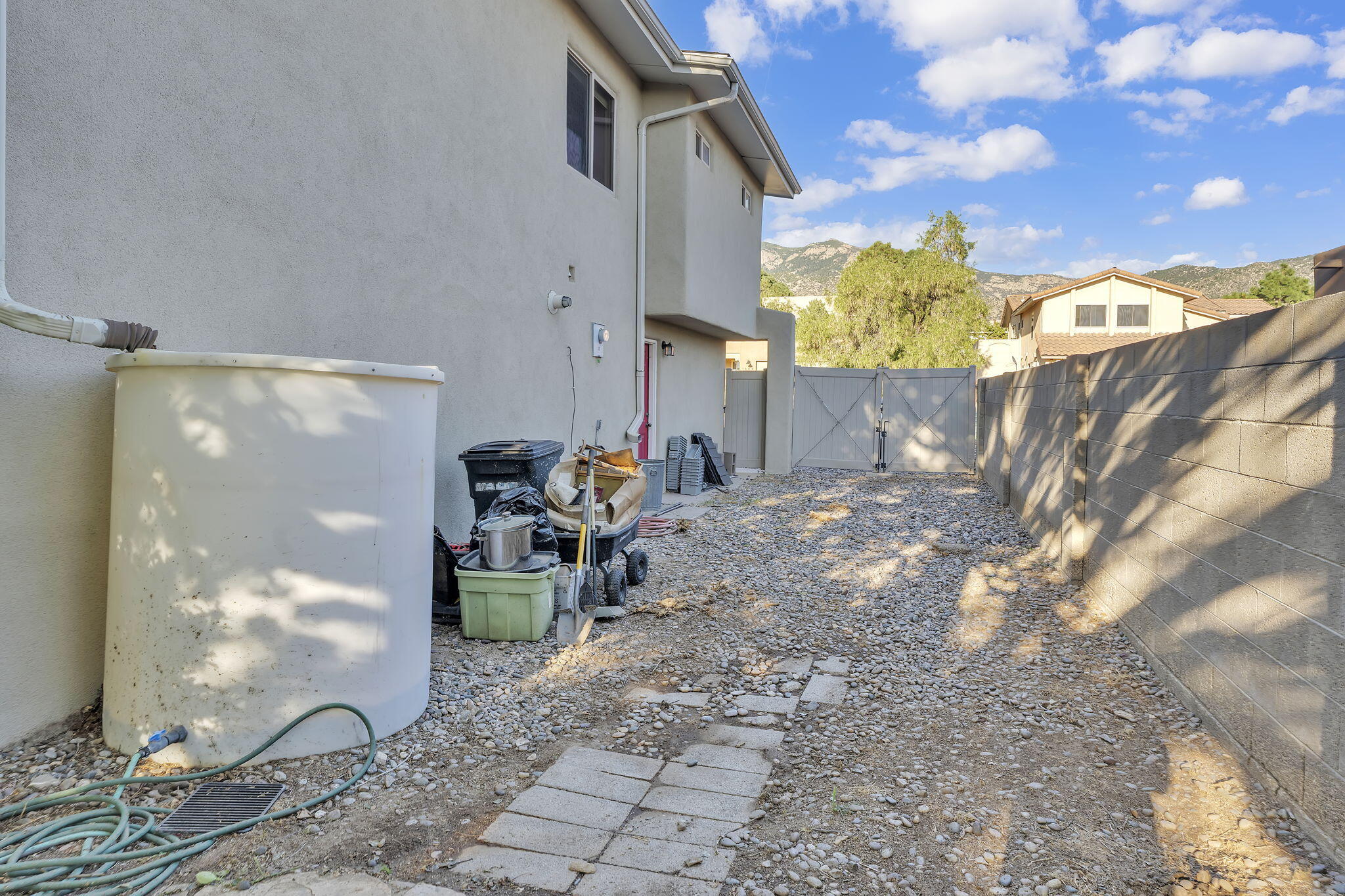 Photo 9 — 1805 Valdez Drive NE