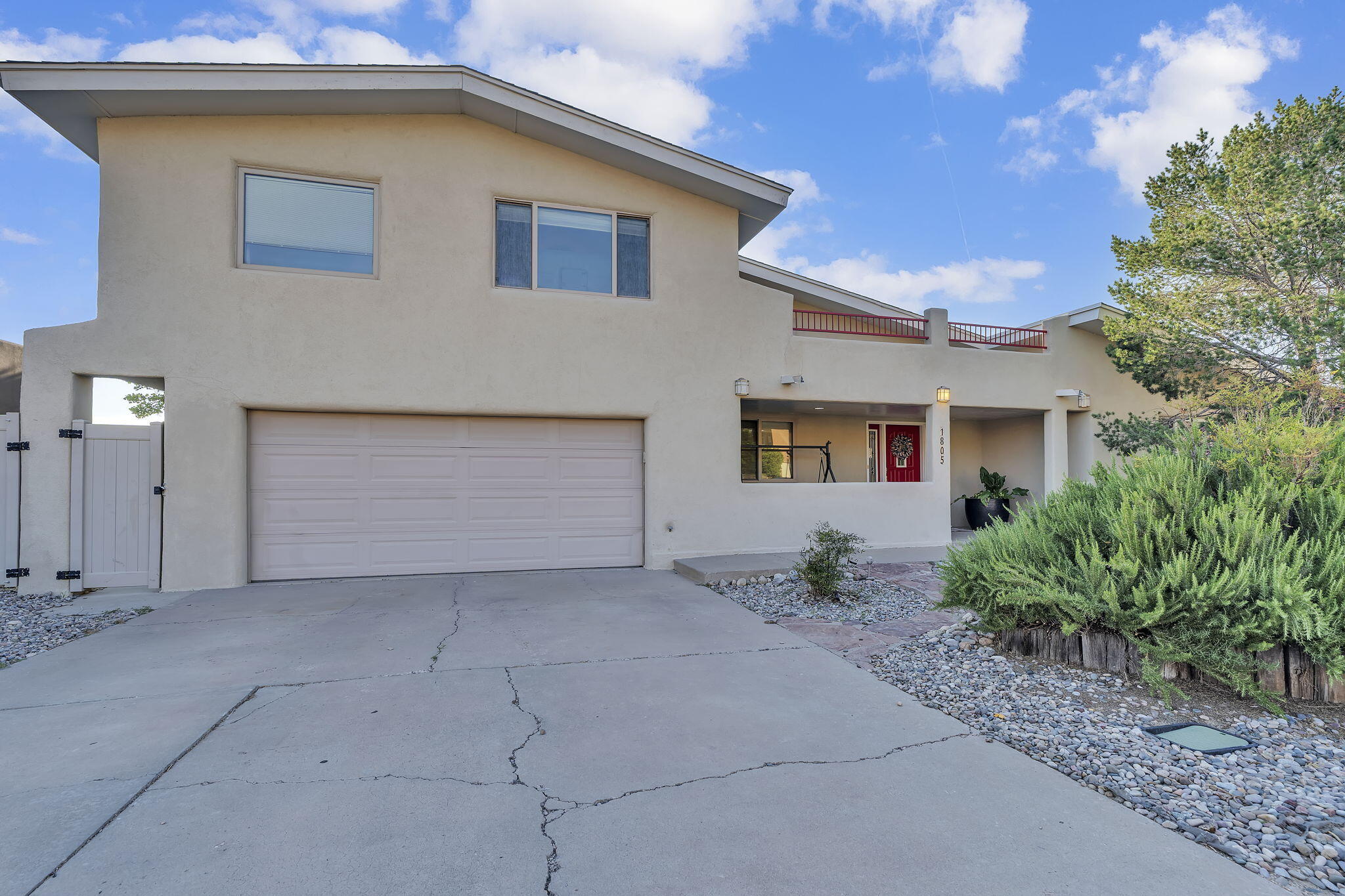Photo 5 — 1805 Valdez Drive NE