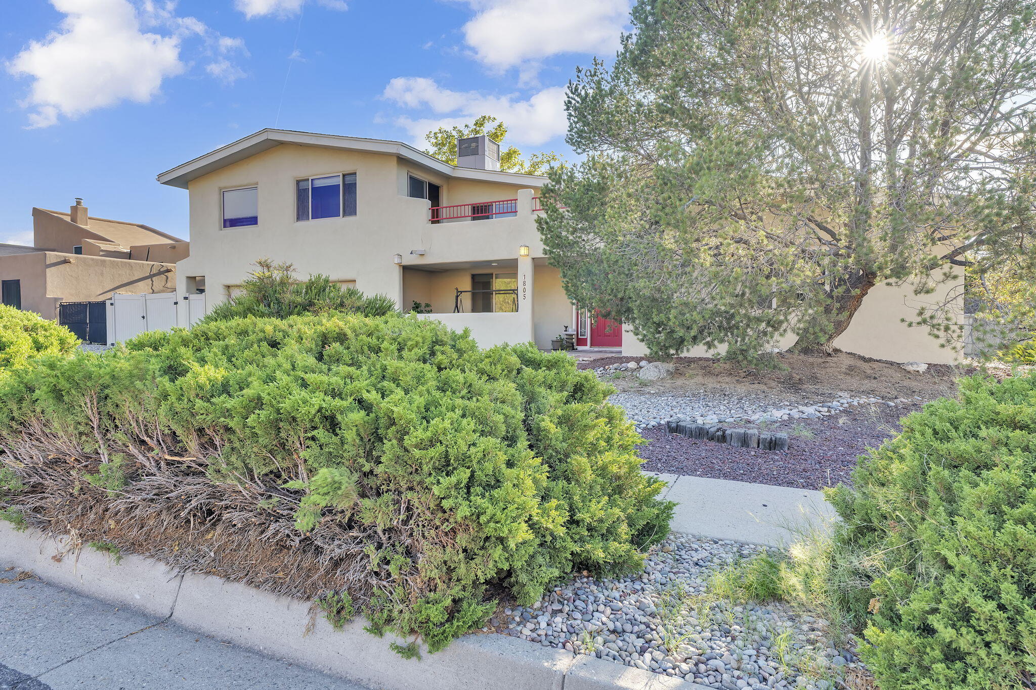 Photo 2 — 1805 Valdez Drive NE