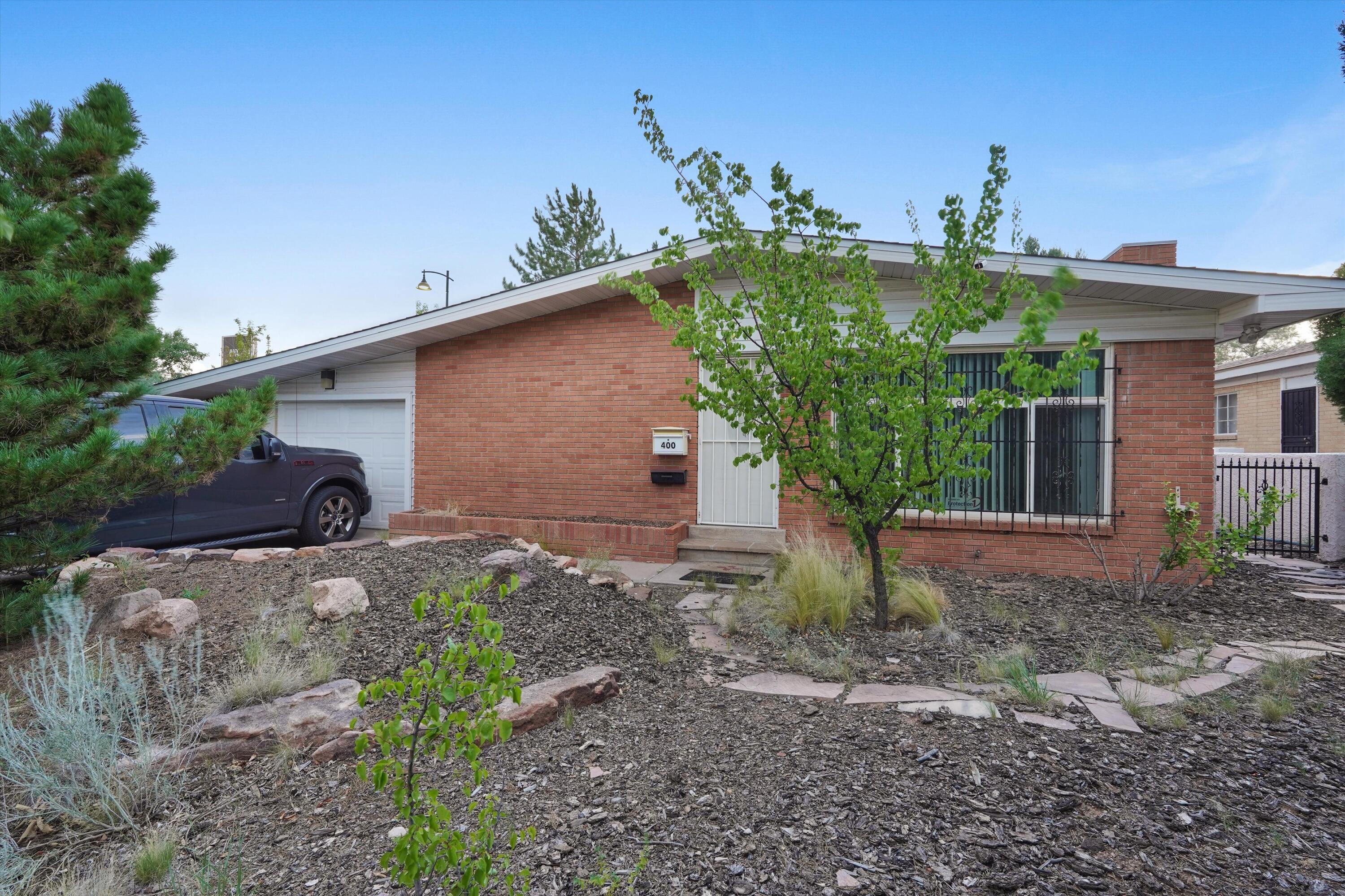 400 Sierra Drive SE, Albuquerque, NM 87108