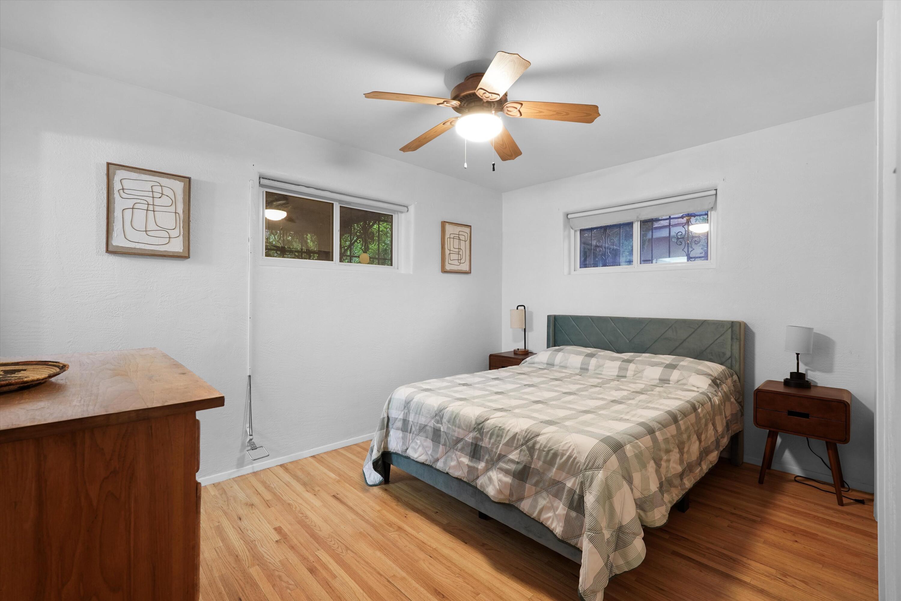 Photo 14 — 400 Sierra Drive SE