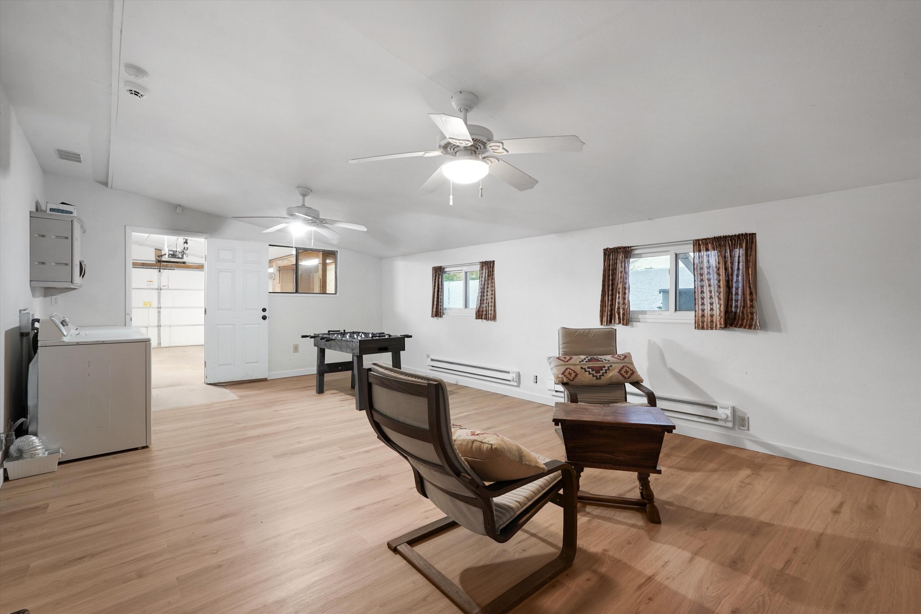 Photo 9 — 400 Sierra Drive SE