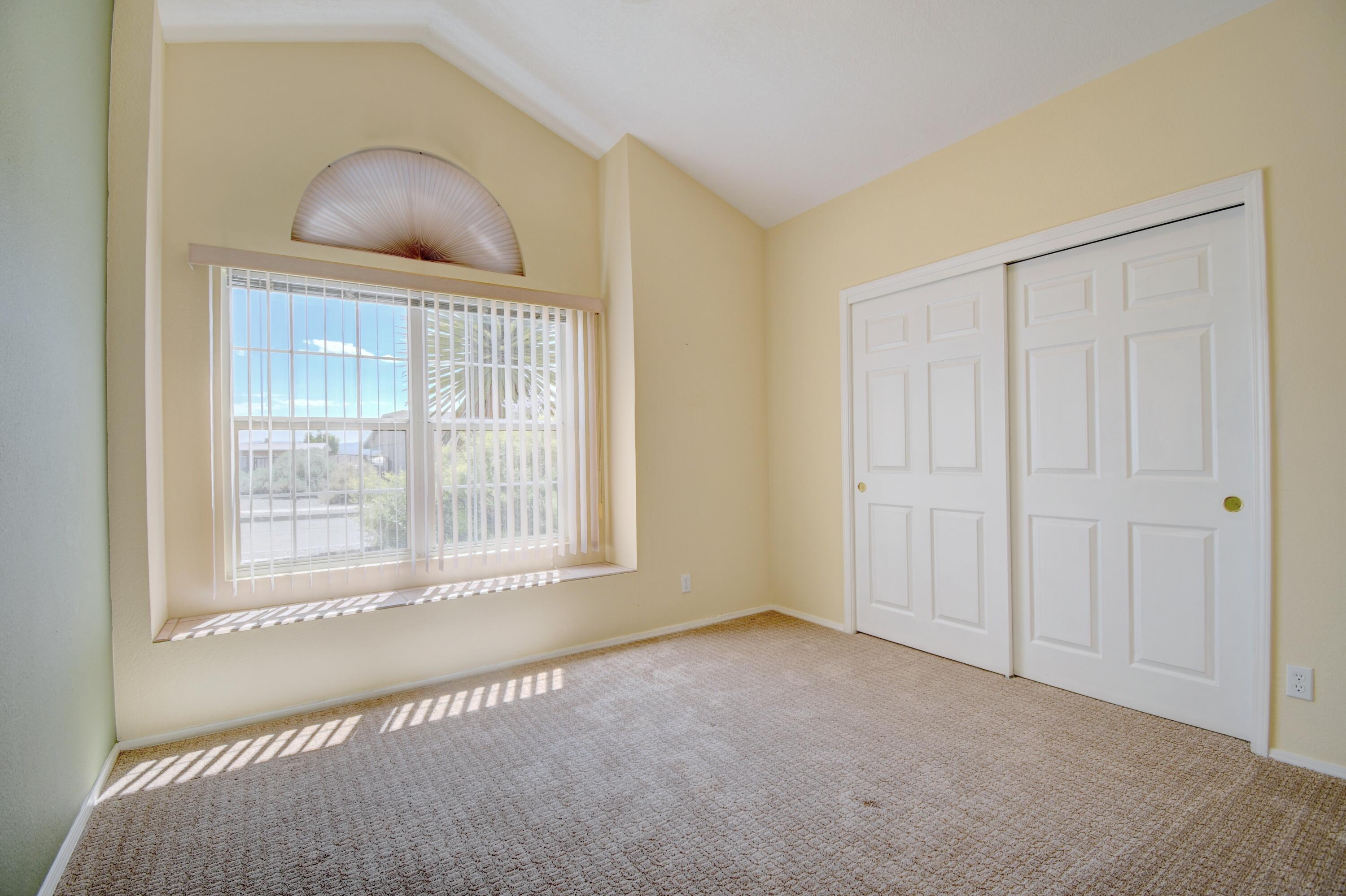 Photo 13 — 4921 Hayworth Hills Drive NE