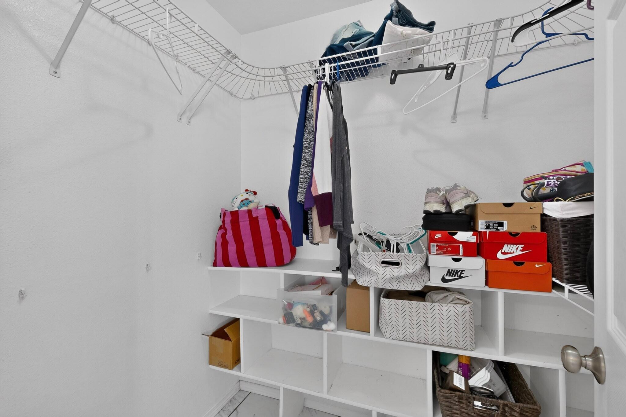 Photo 14 — 736 Torretta Drive SW