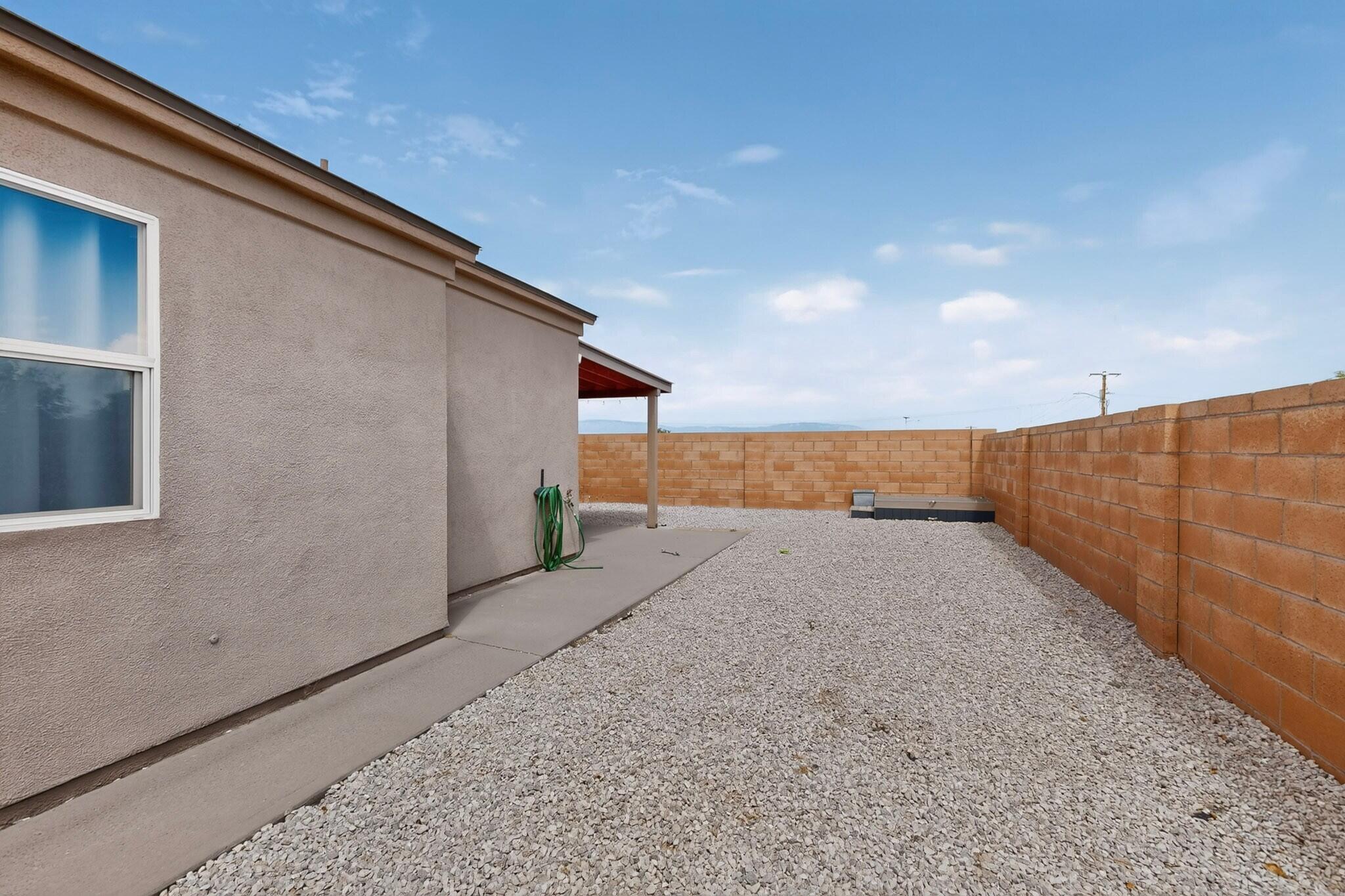 Photo 4 — 736 Torretta Drive SW