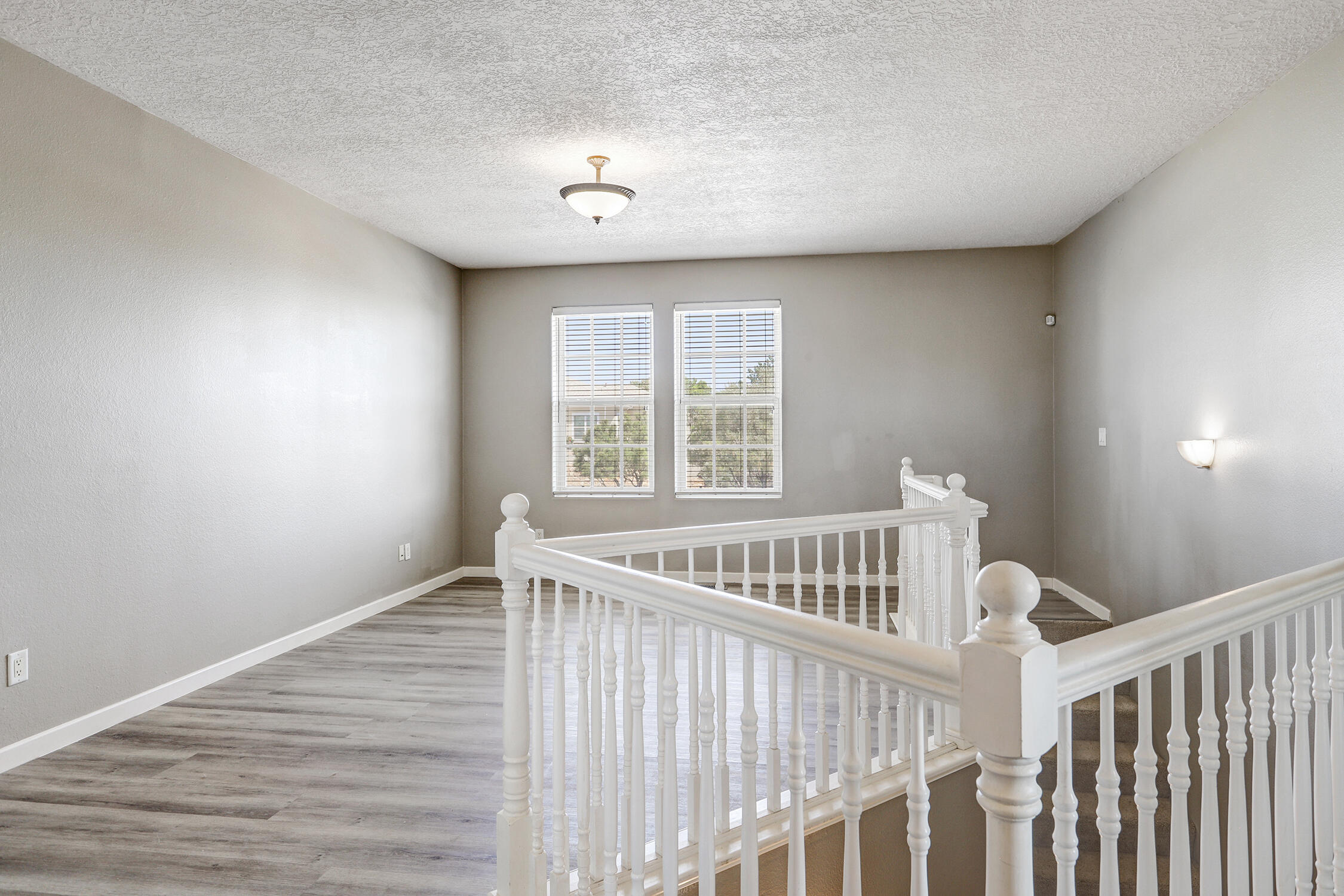 Photo 19 — 2212 Garden Road NE