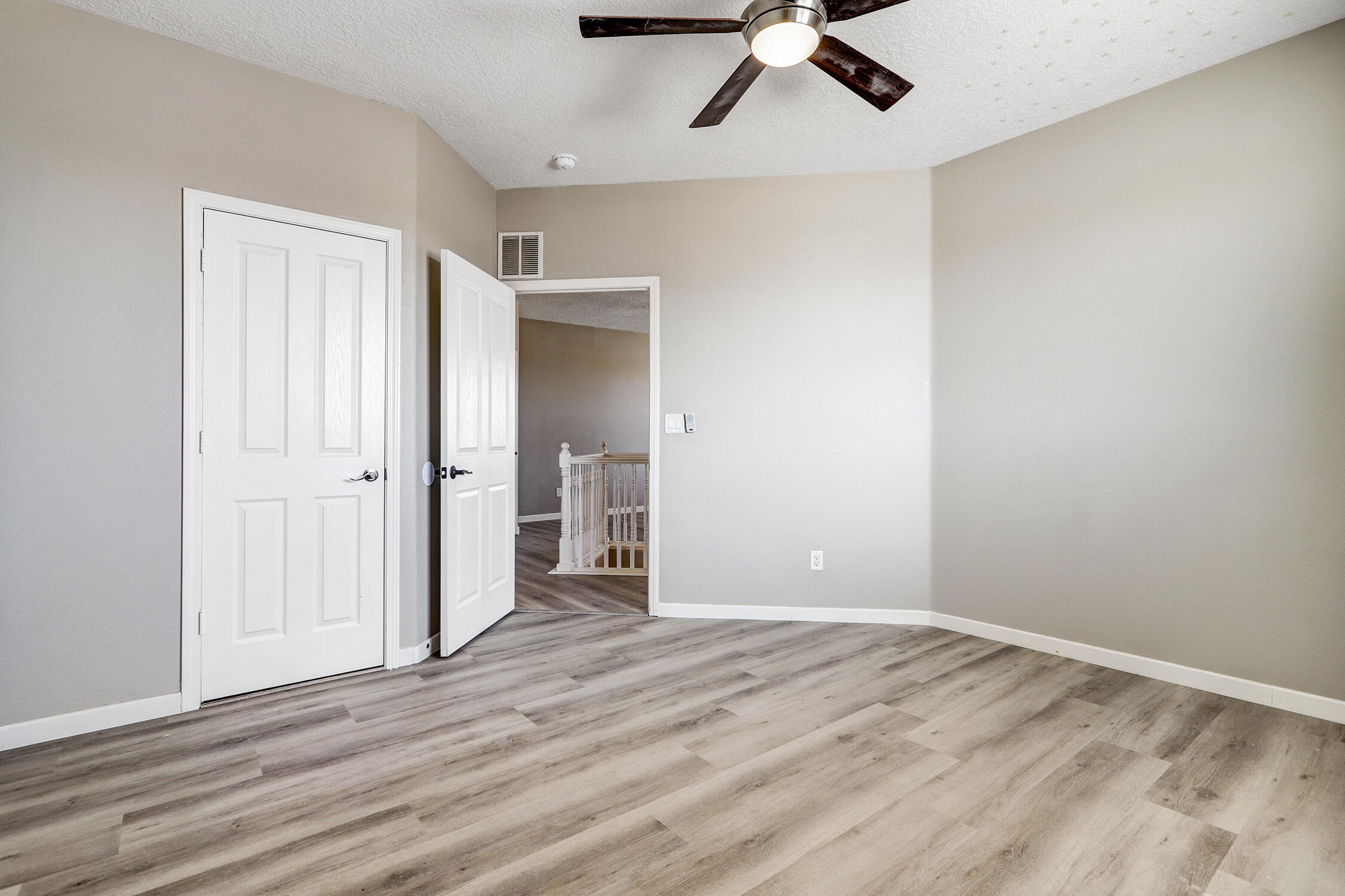 Photo 15 — 2212 Garden Road NE