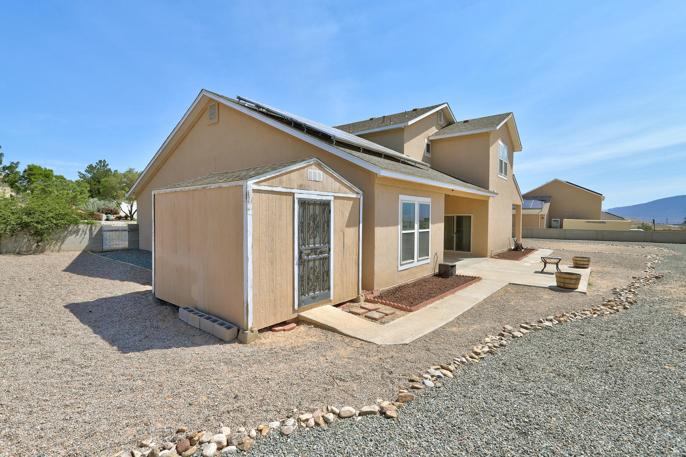 Photo 6 — 2212 Garden Road NE