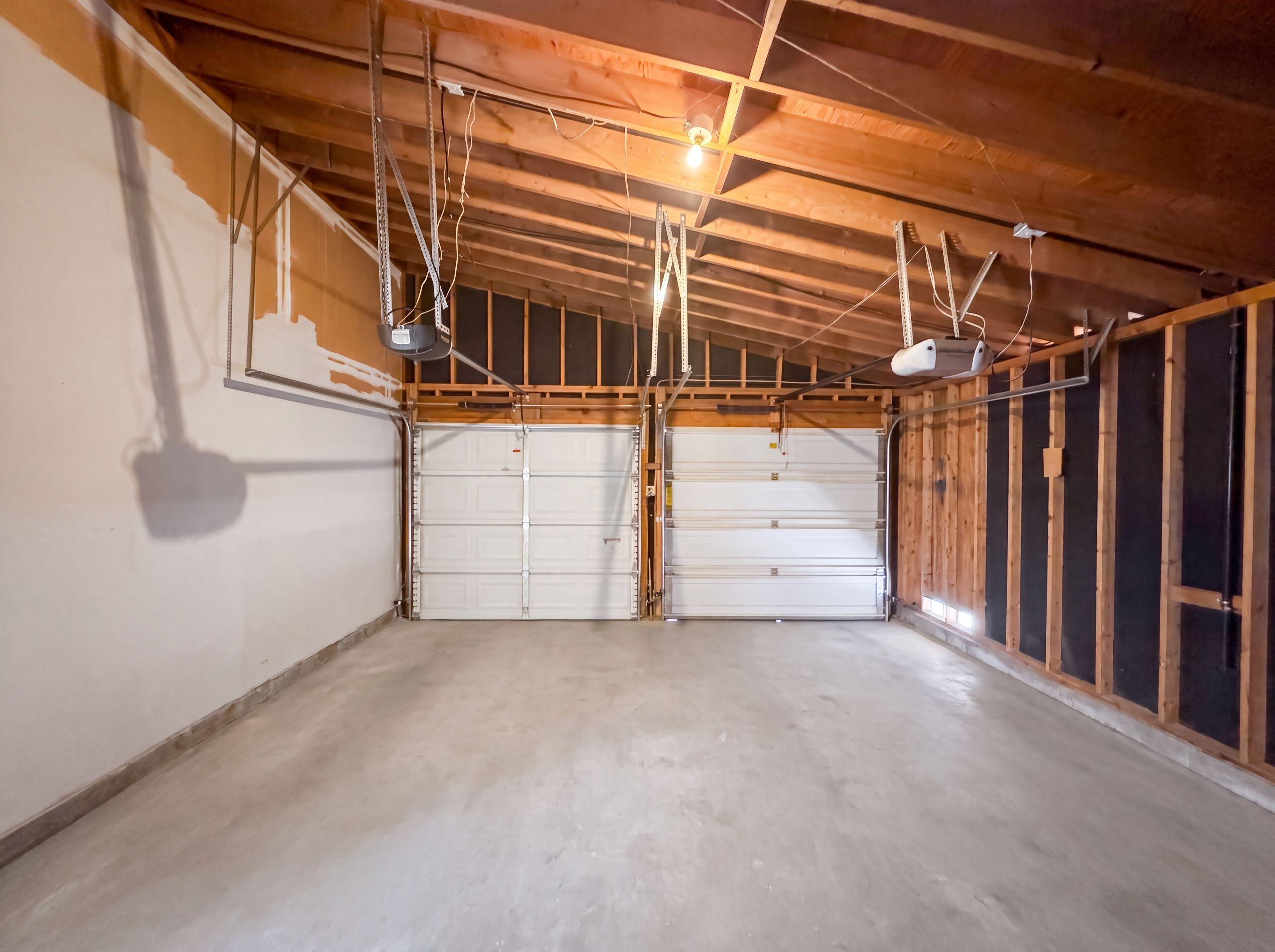 Photo 5 — 7305 Marilyn Avenue NE
