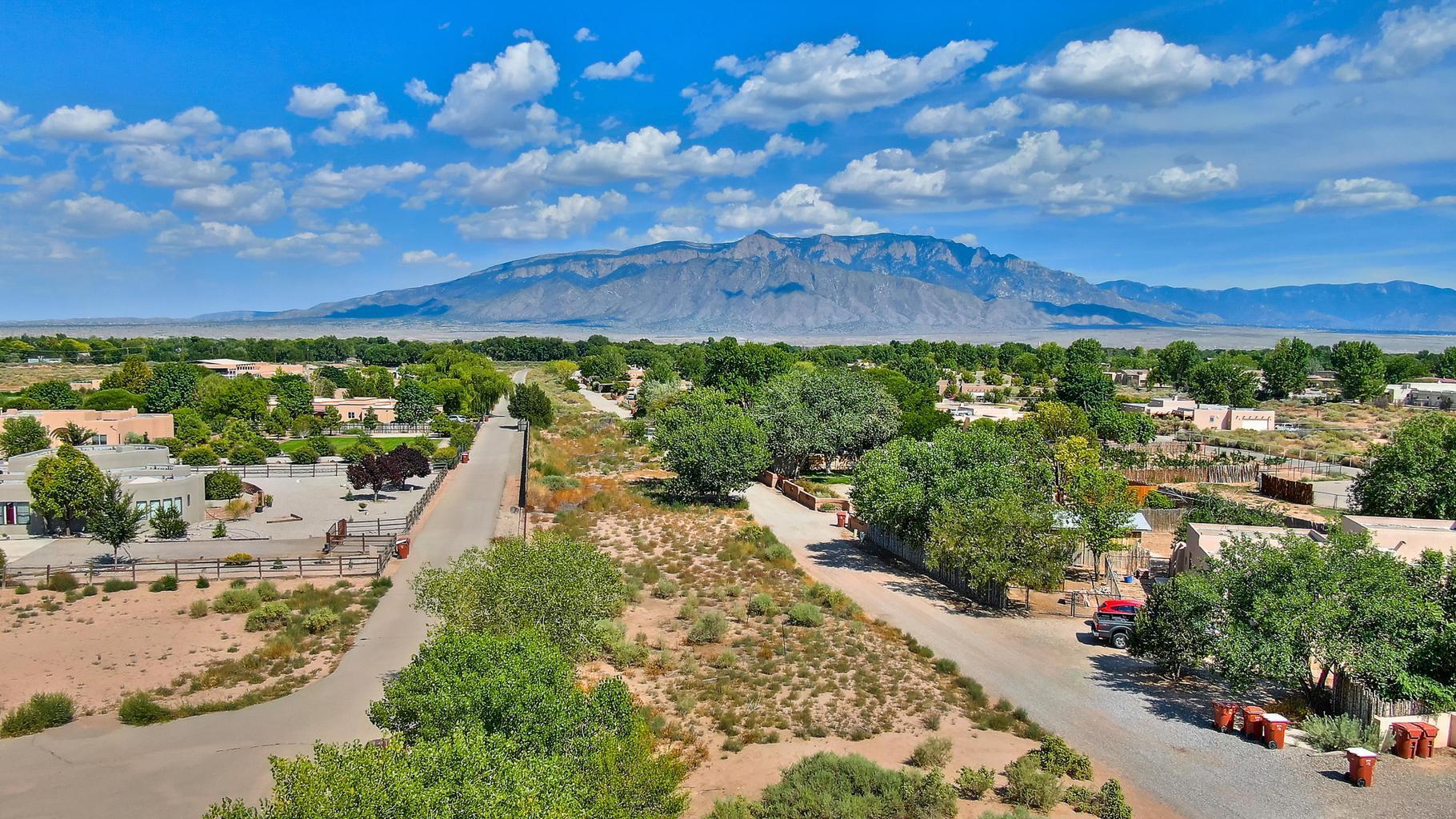 125 Paseo Cesar Chavez, Corrales, NM 87048