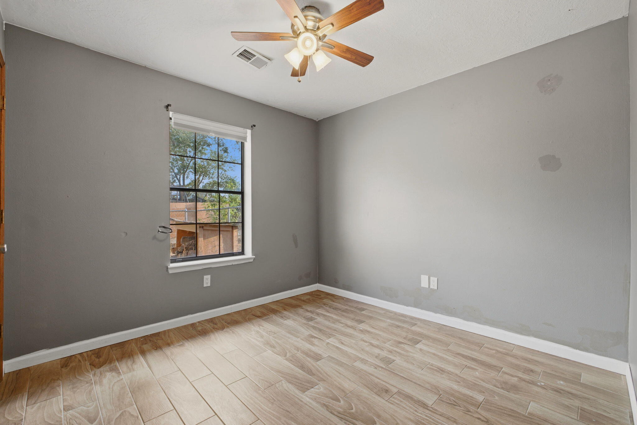 Photo 19 — 5920 Palo Verde Drive NW