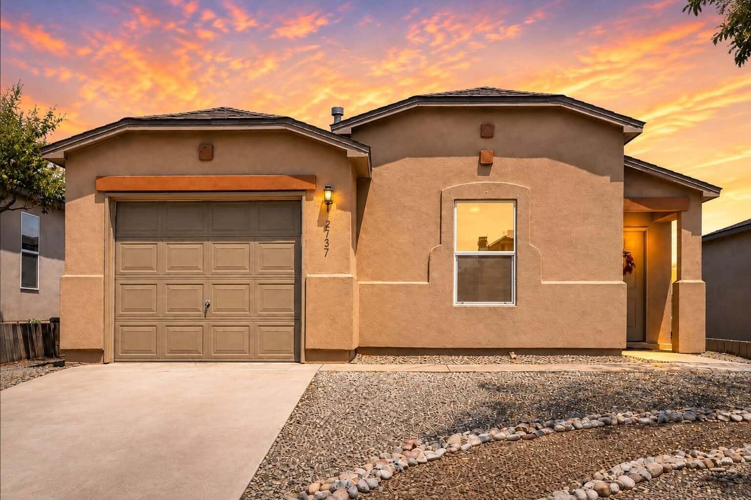 2137 Sagecrest Loop NE, Rio Rancho, NM 87144