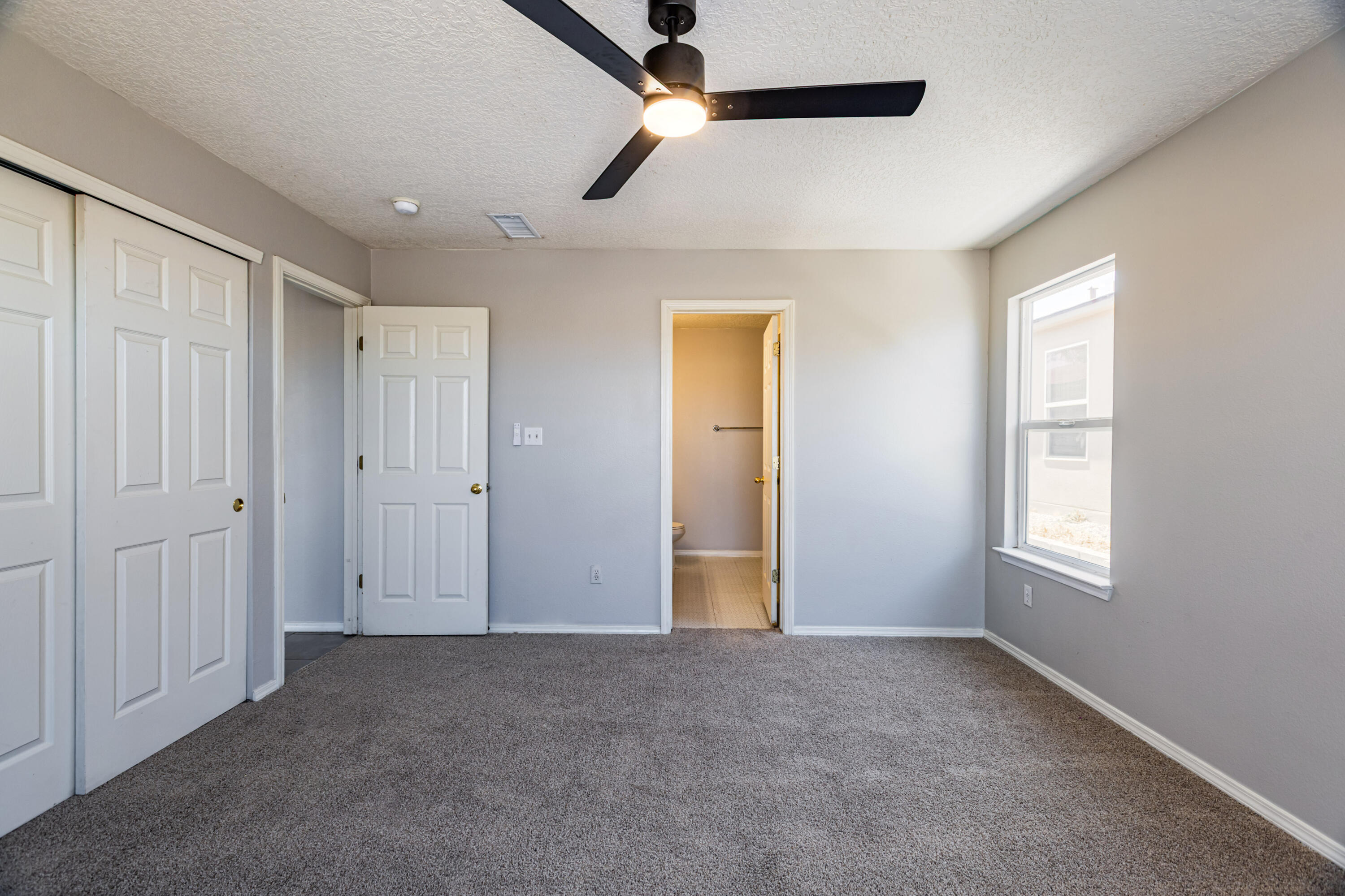 Photo 15 — 2137 Sagecrest Loop NE