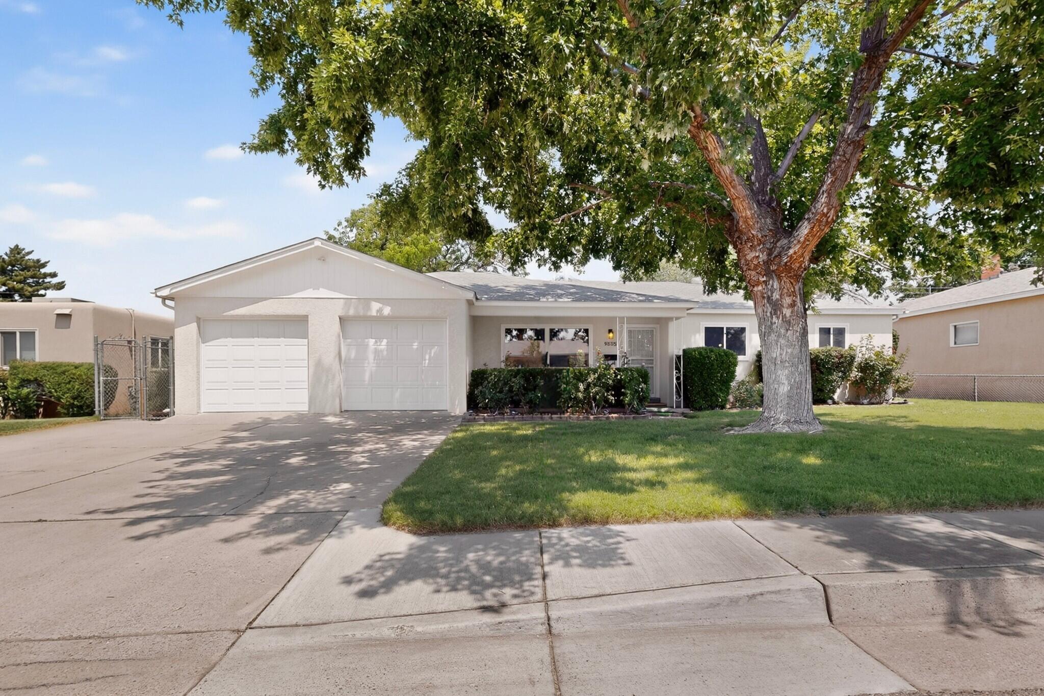 9535 Elvin Avenue NE, Albuquerque, NM 87112