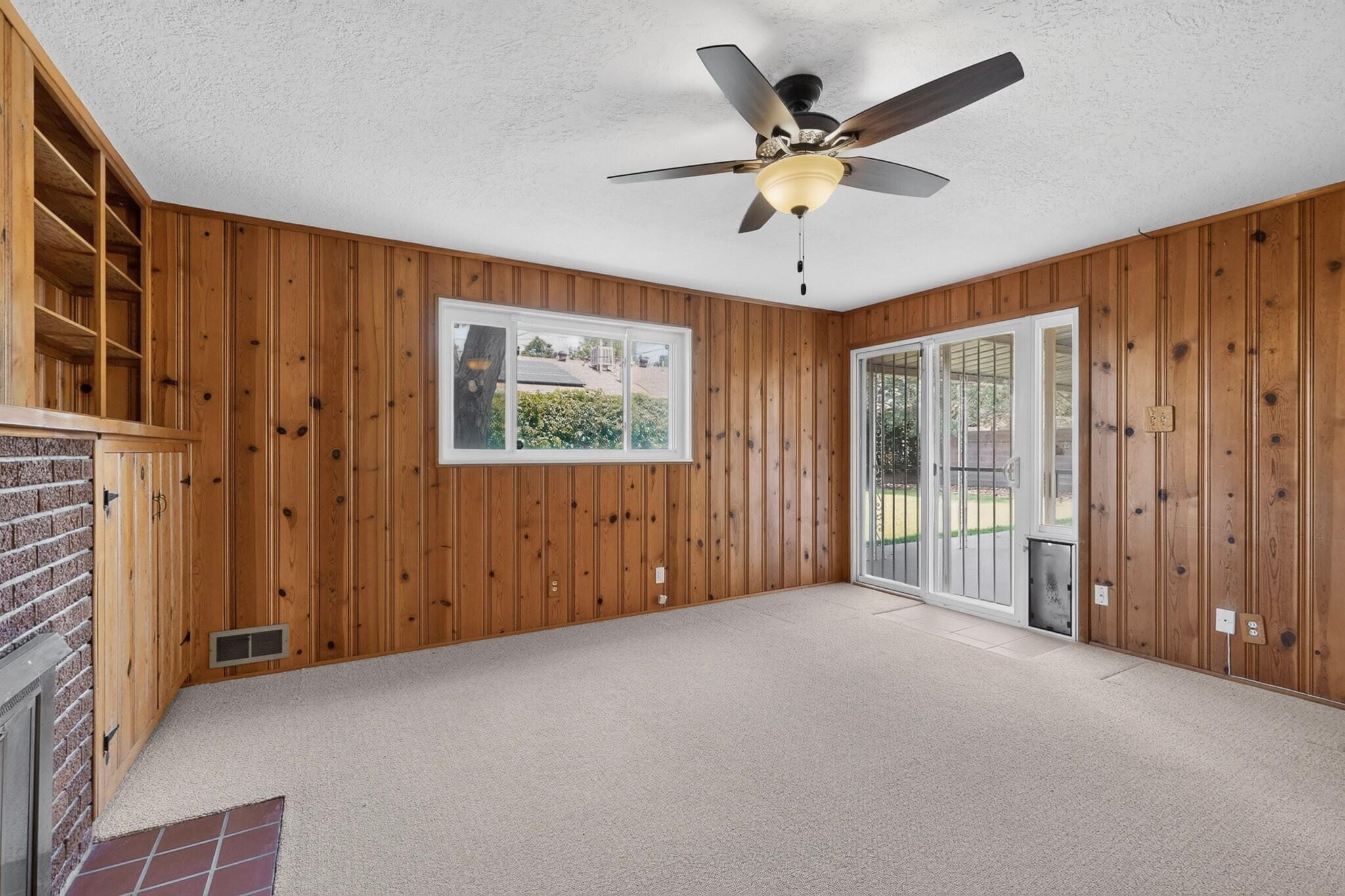 Photo 6 — 9535 Elvin Avenue NE