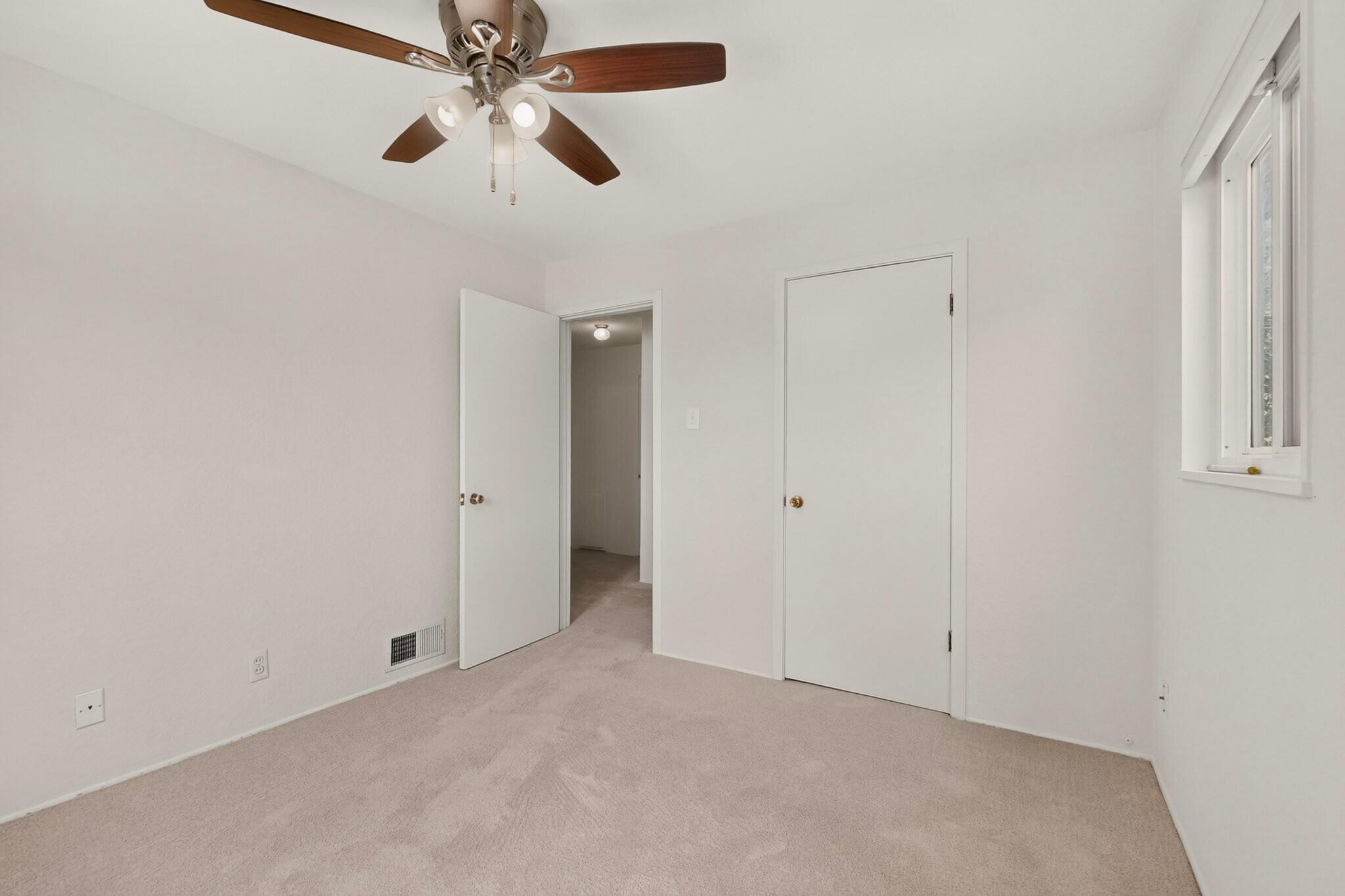 Photo 20 — 9535 Elvin Avenue NE