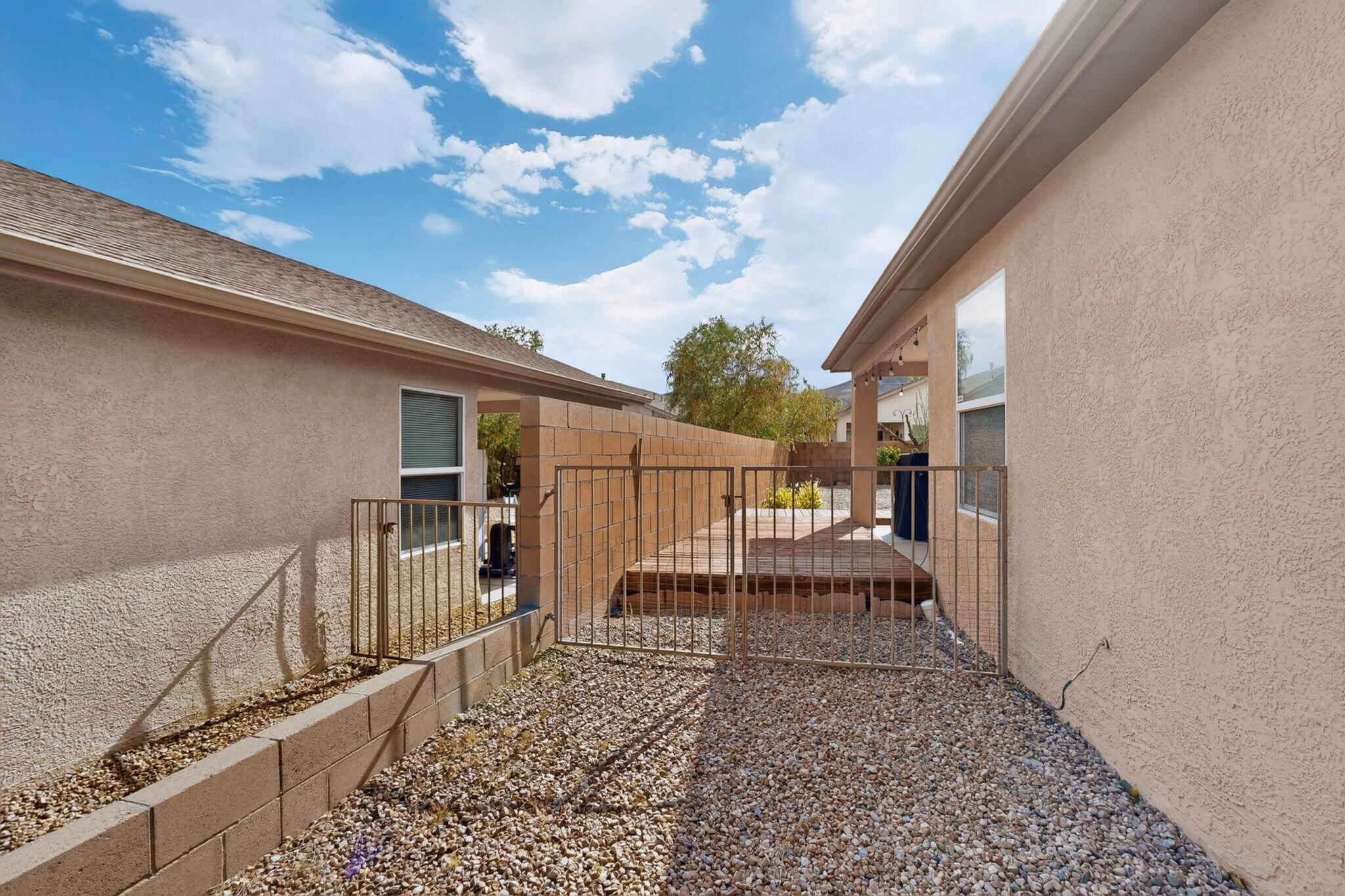 Photo 18 — 2871 Desert Sage Avenue SW