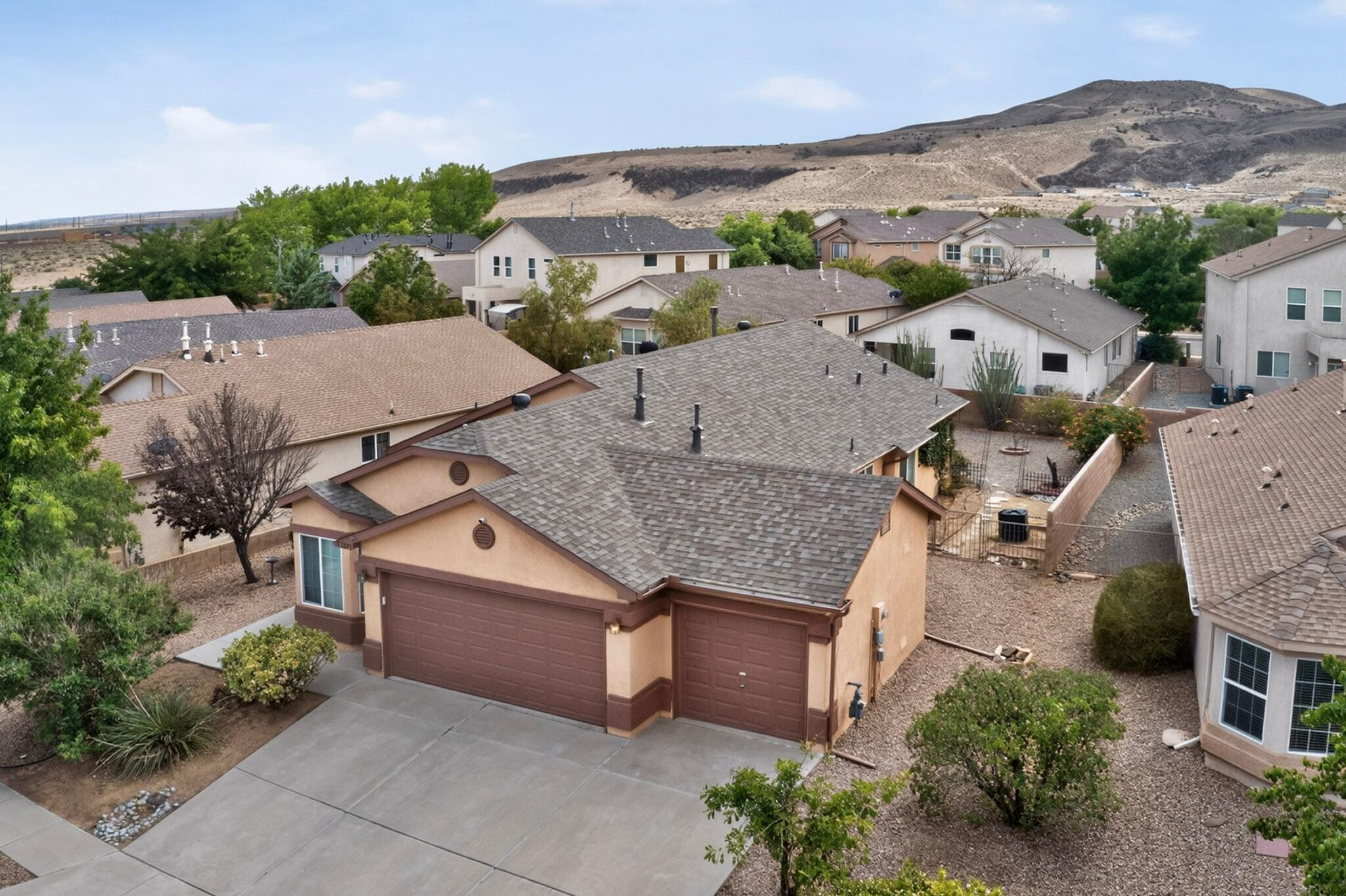 Photo 13 — 2871 Desert Sage Avenue SW