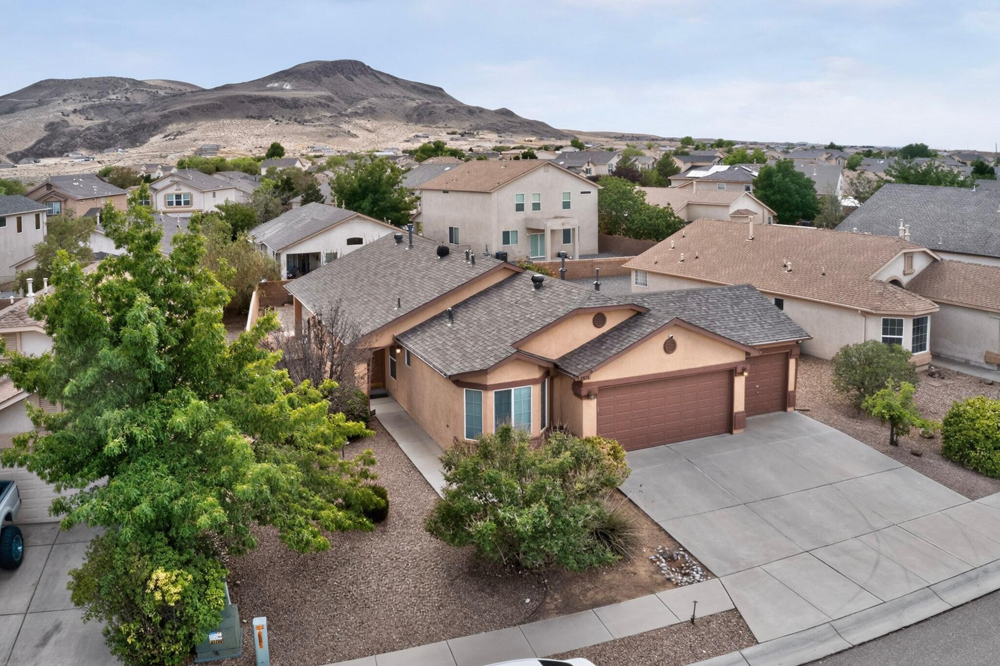 Photo 12 — 2871 Desert Sage Avenue SW