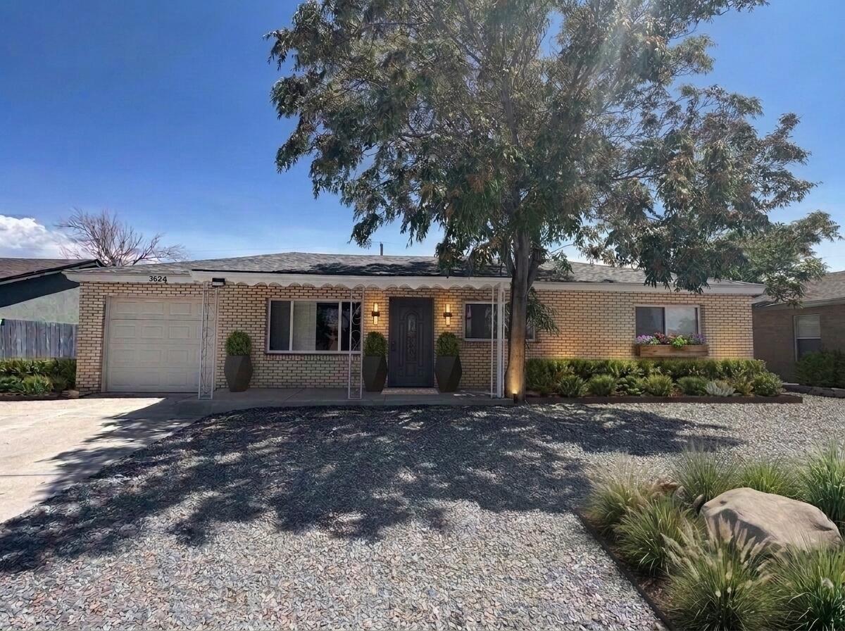 3624 Cherokee Road NE, Albuquerque, NM 87110