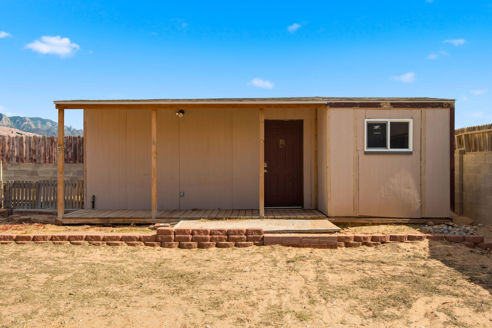 Photo 2 — 4017 Montreal Loop NE