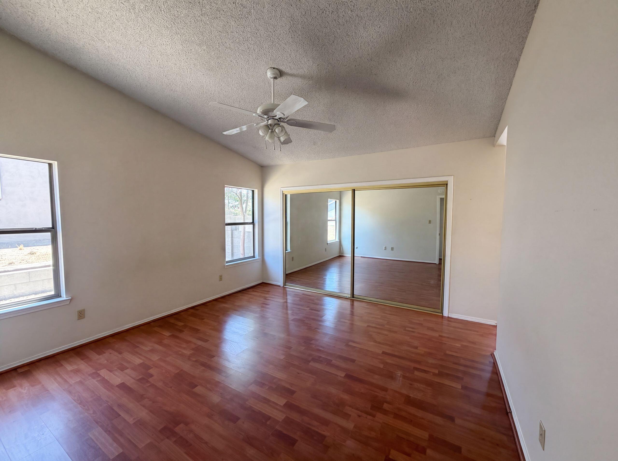 Photo 19 — 6908 Welton Drive NE