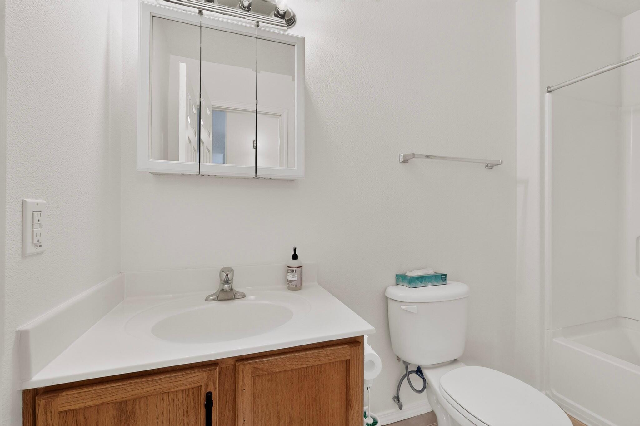 Photo 15 — 4970 Dream Dancer Drive NE