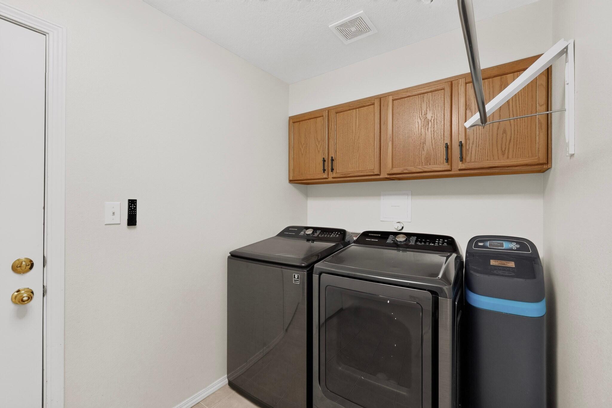 Photo 12 — 4970 Dream Dancer Drive NE
