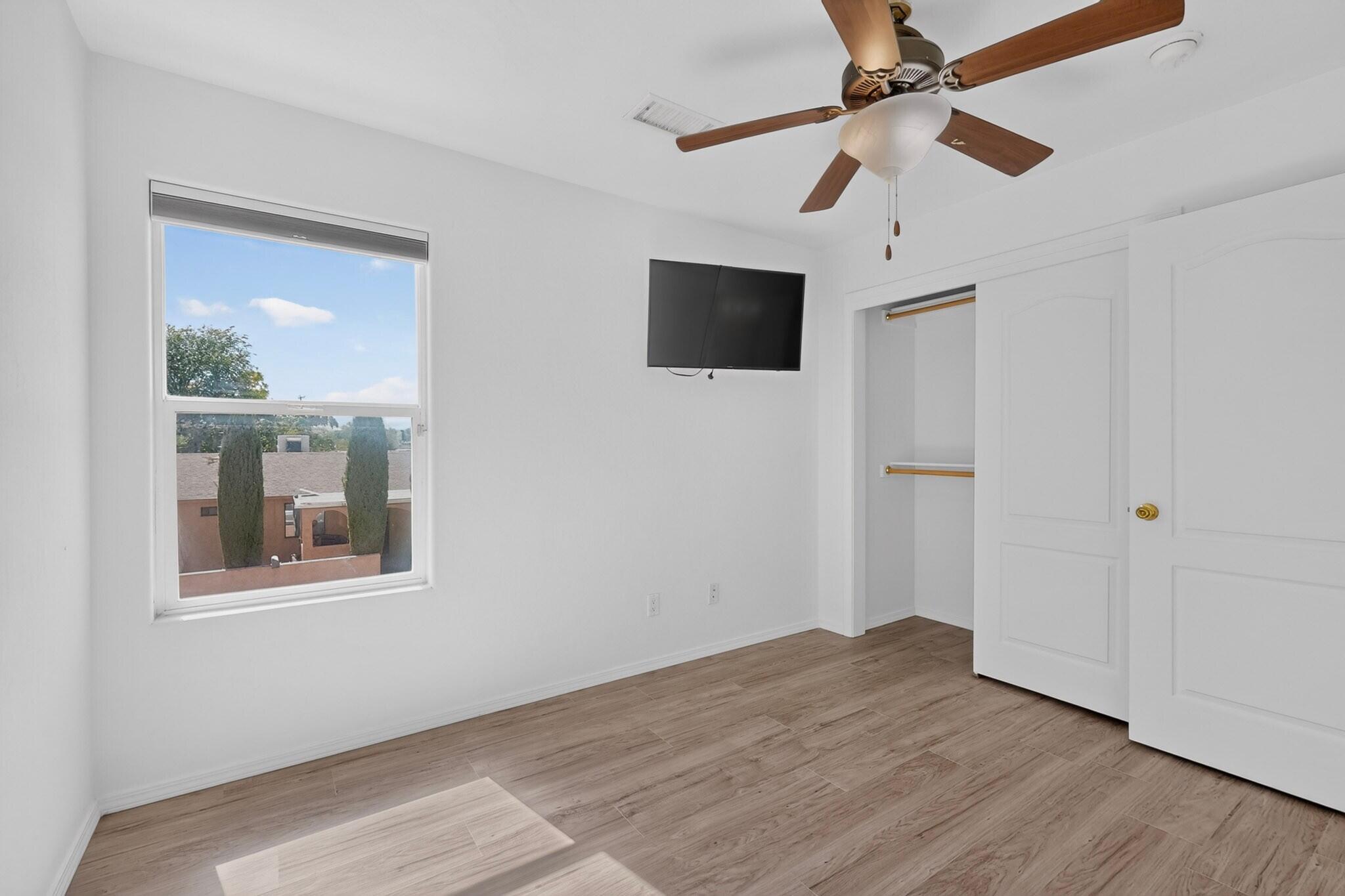 Photo 20 — 2104 San Venito Road NW