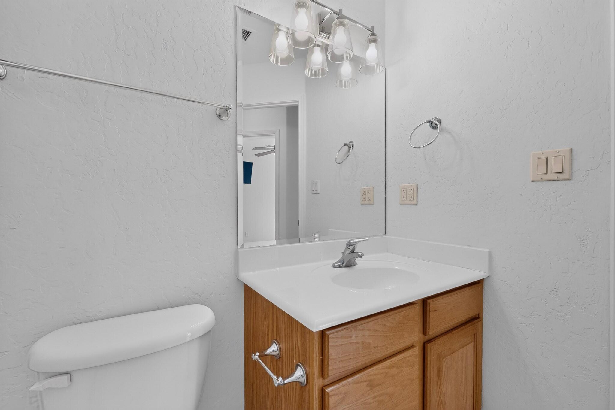 Photo 17 — 2104 San Venito Road NW