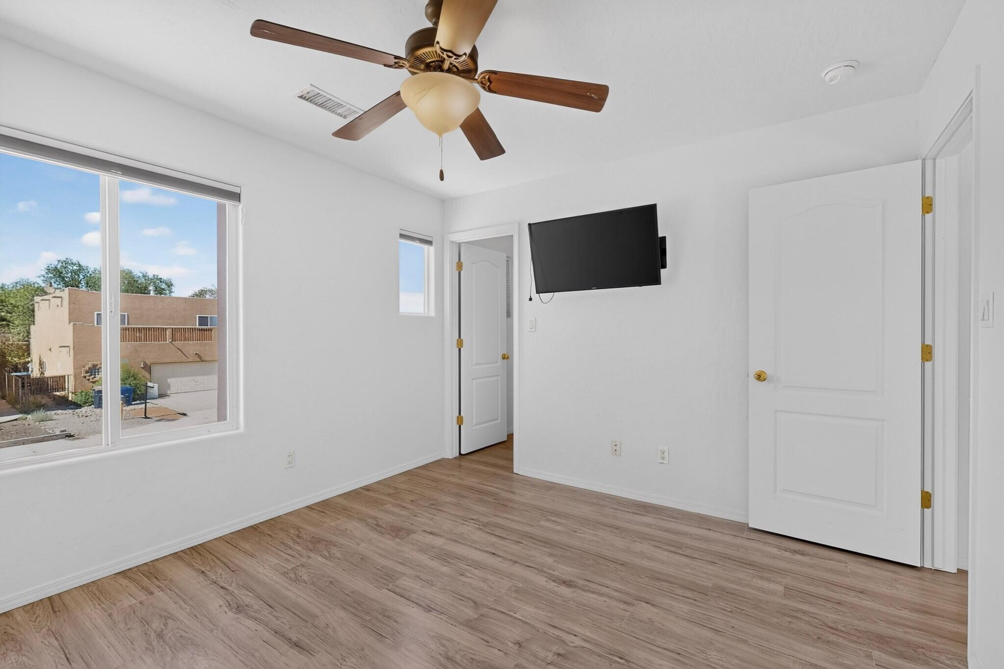Photo 14 — 2104 San Venito Road NW