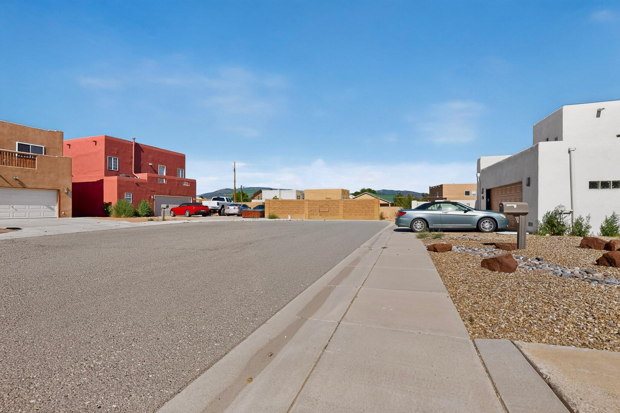 Photo 2 — 2104 San Venito Road NW