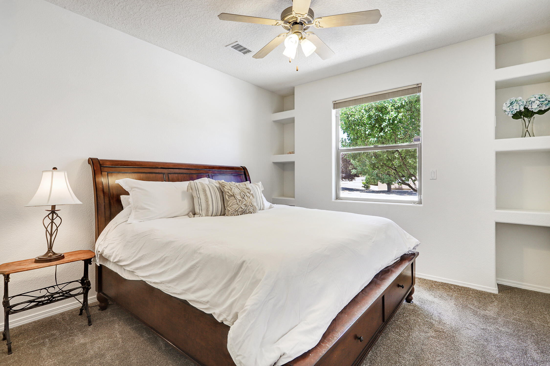 Photo 9 — 5536 Costa Garraf Road NW