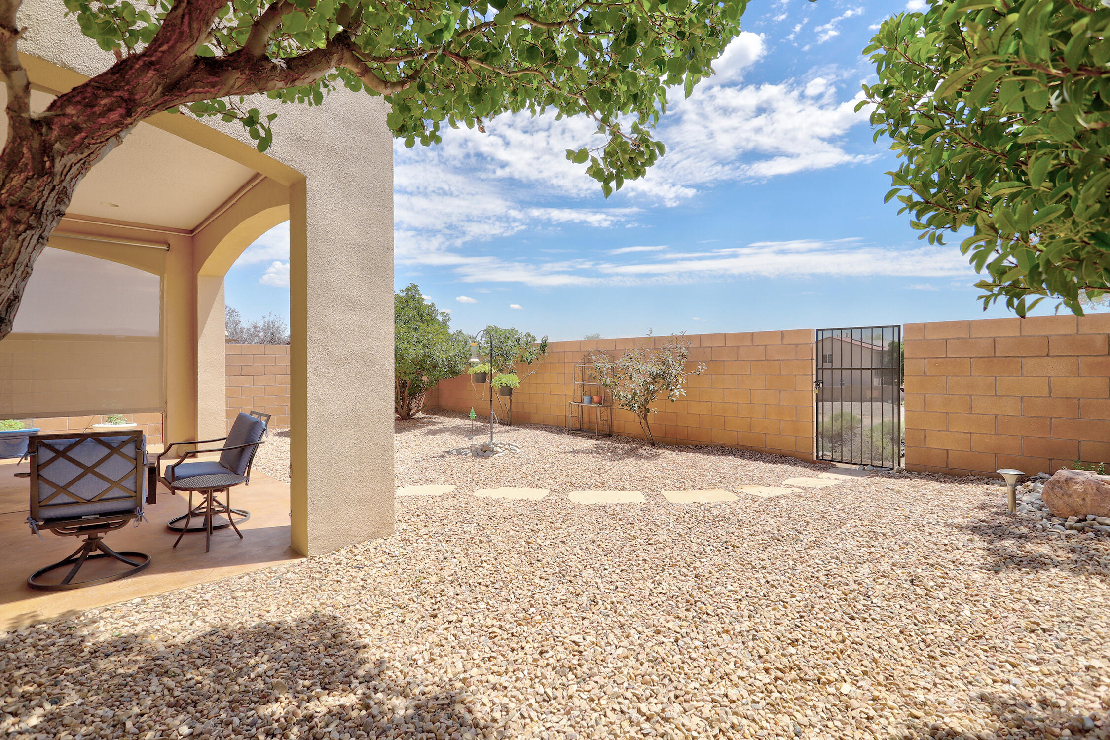 Photo 6 — 5536 Costa Garraf Road NW