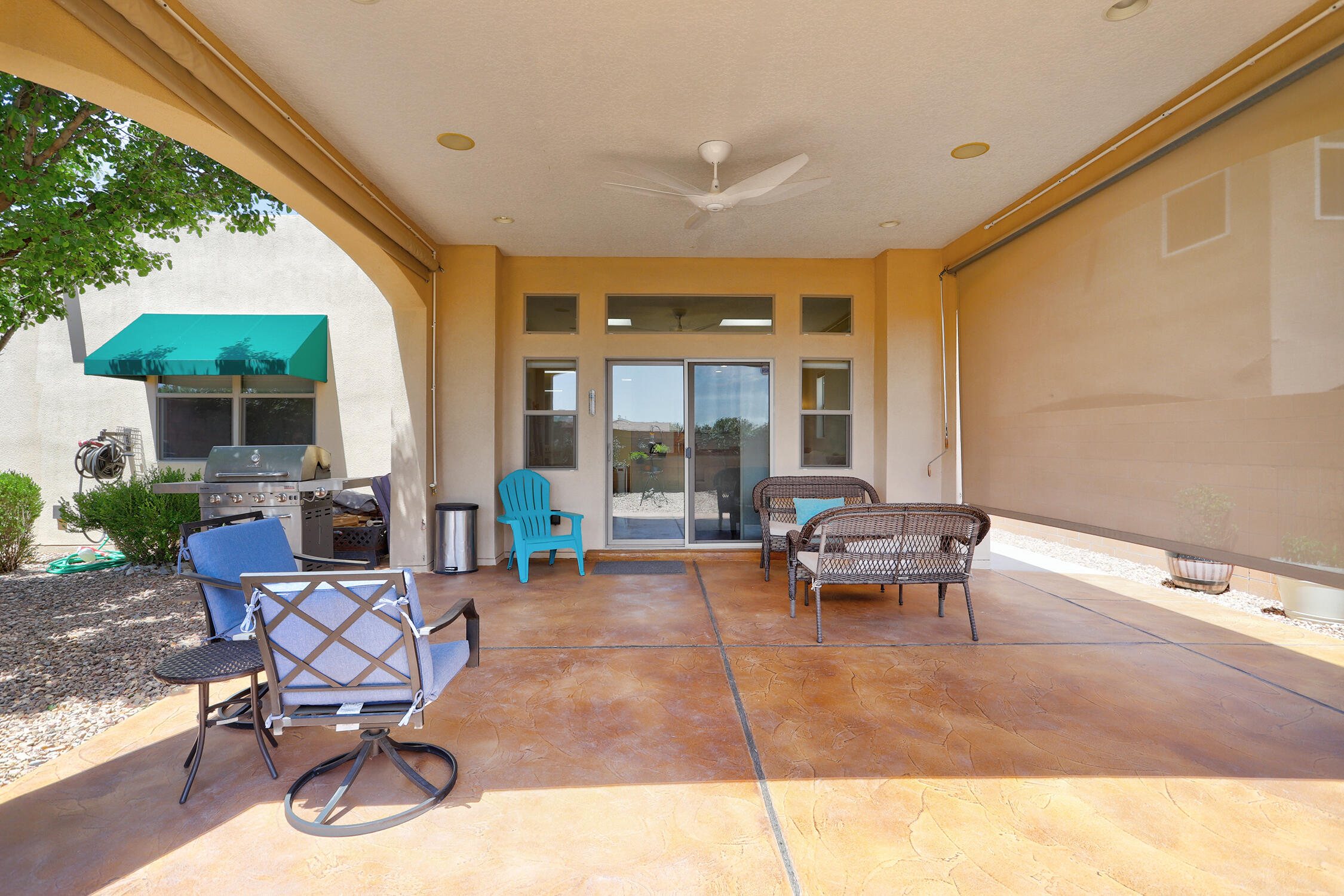 Photo 4 — 5536 Costa Garraf Road NW