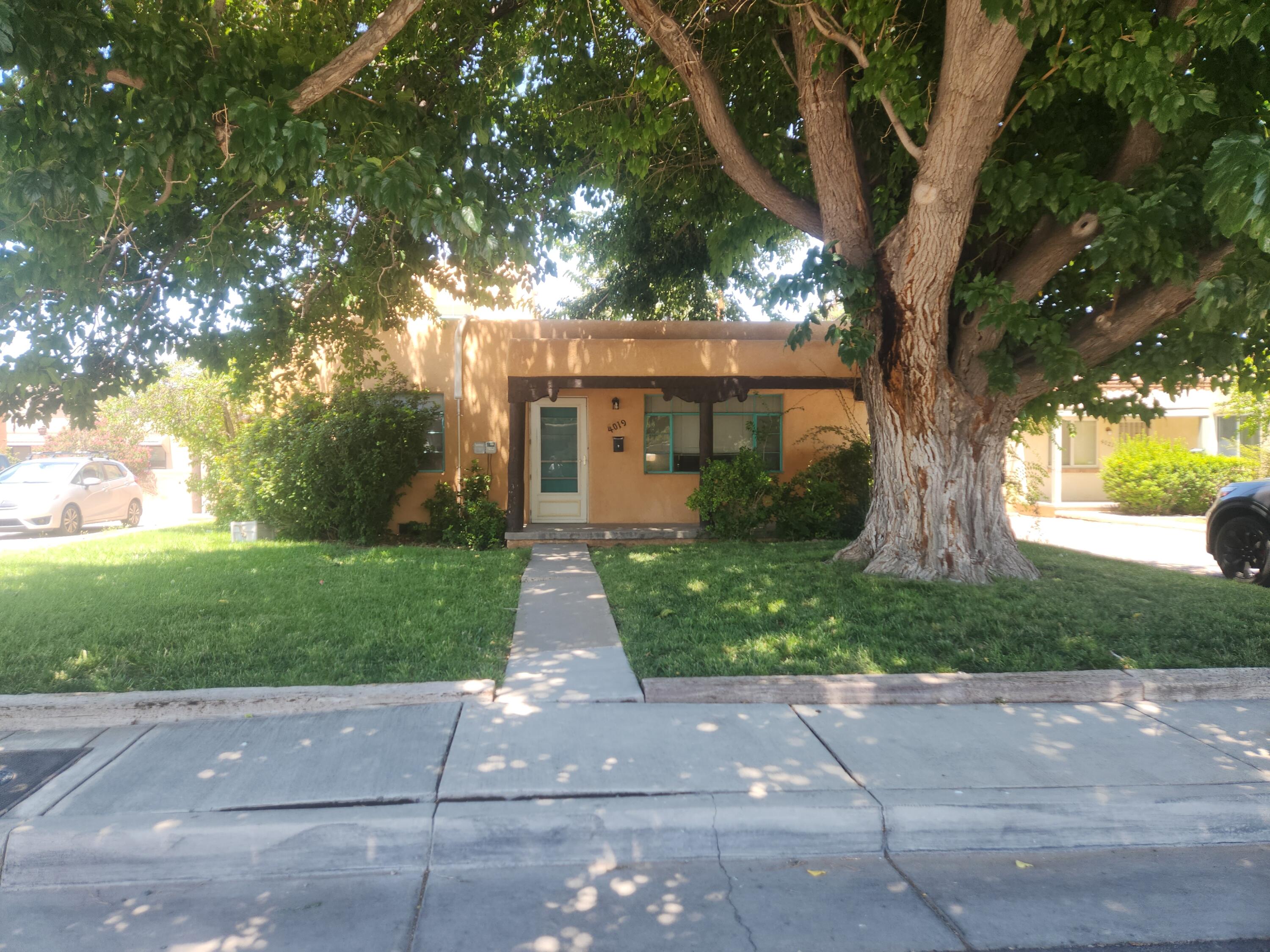 4019 Roma Avenue NE, Albuquerque, NM 87108