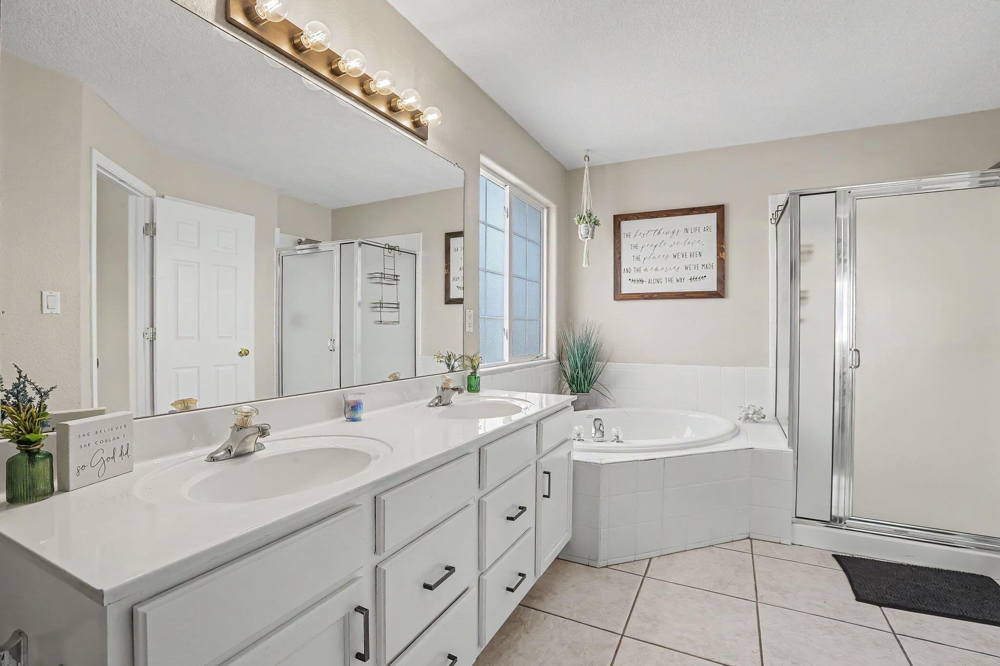 Photo 6 — 10232 Ventana Hills Road NW