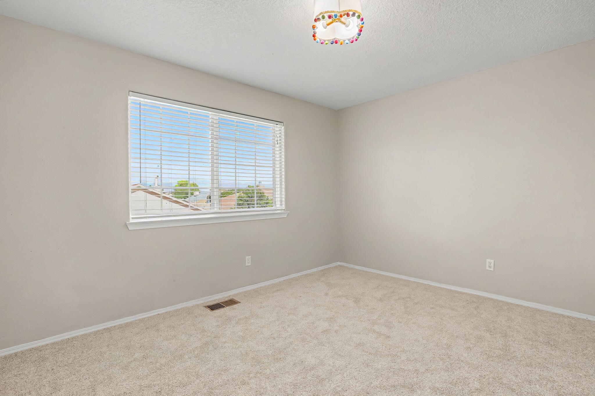 Photo 12 — 10232 Ventana Hills Road NW