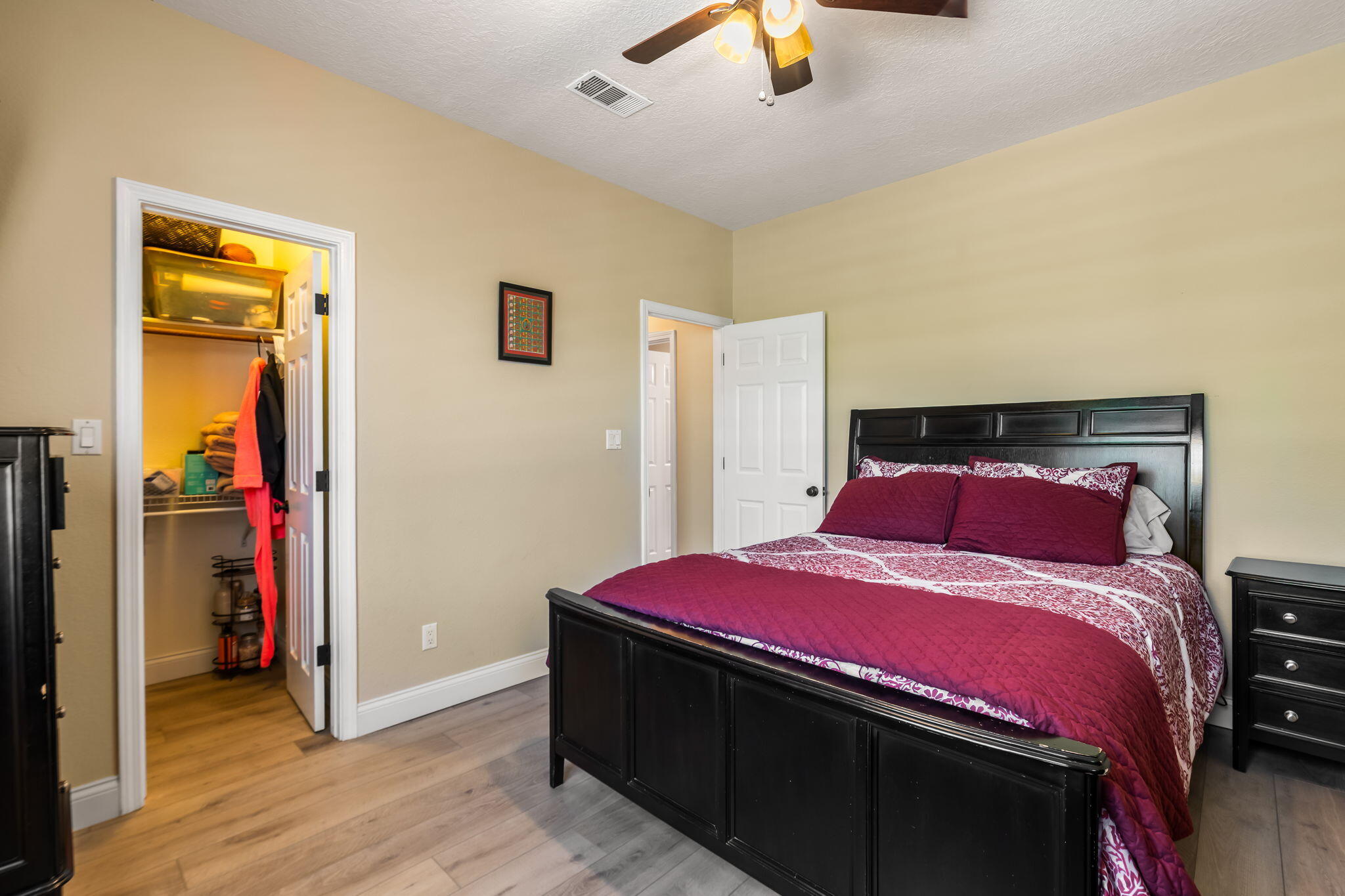 Photo 2 — 6912 Red Sky Road NE