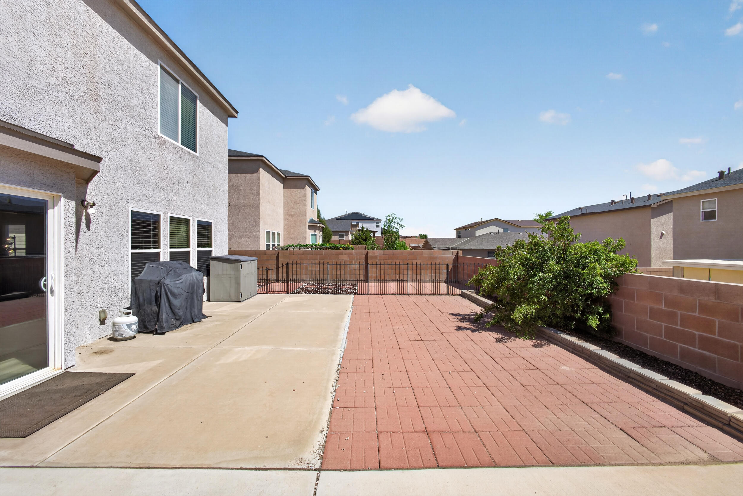 Photo 8 — 2912 McKinnon Way SW