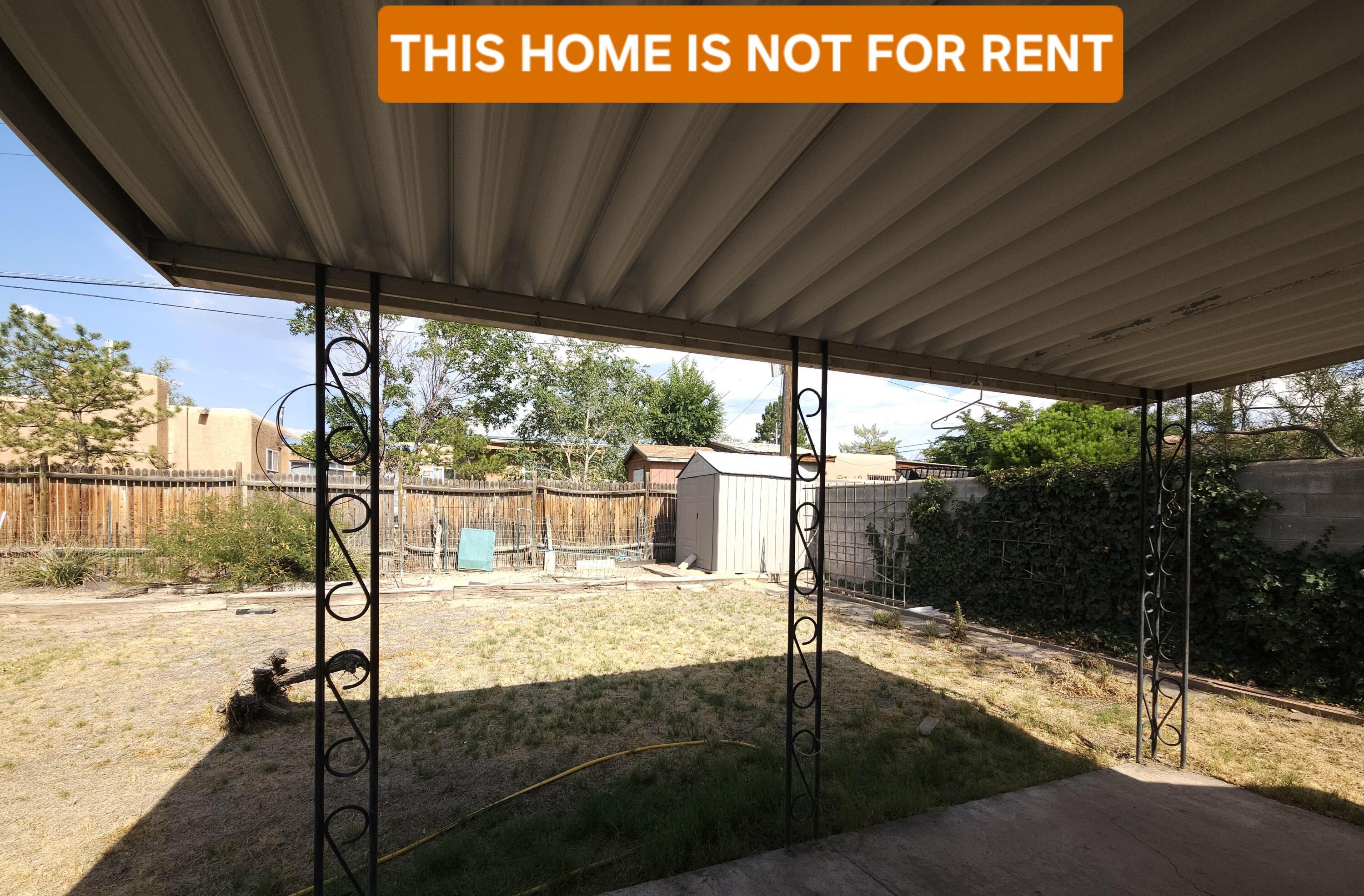 Photo 7 — 904 La Veta Drive NE