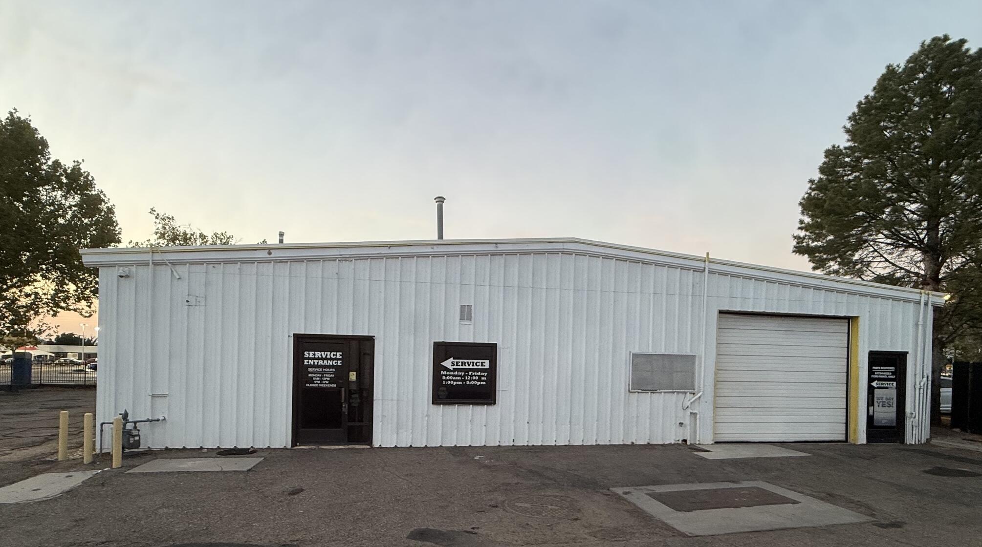 Photo 2 — 7800 Lomas Boulevard NE