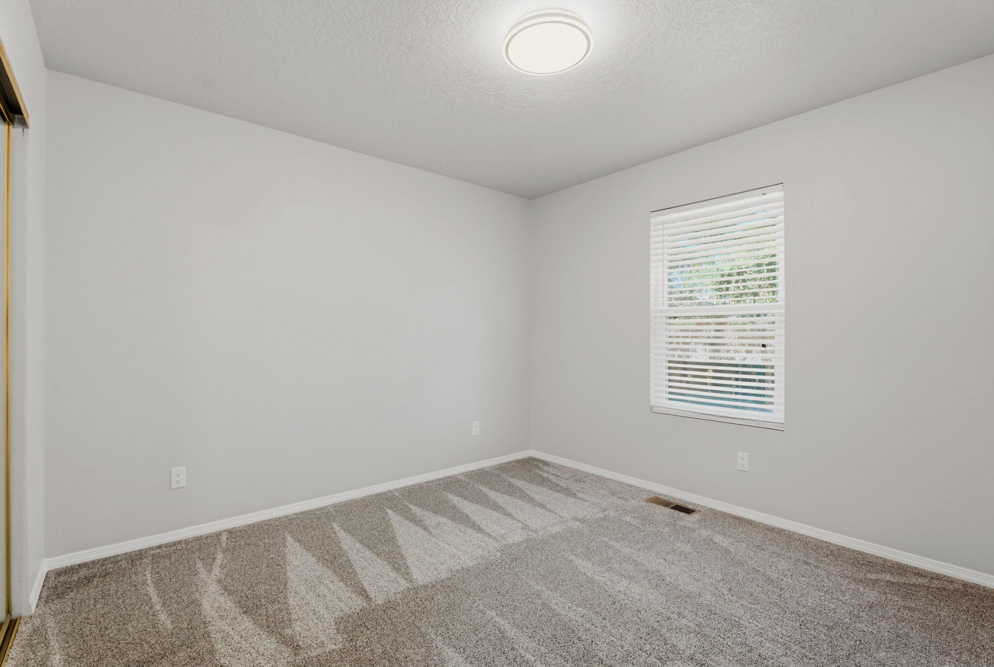 Photo 14 — 1405 Tigerwood Court NW