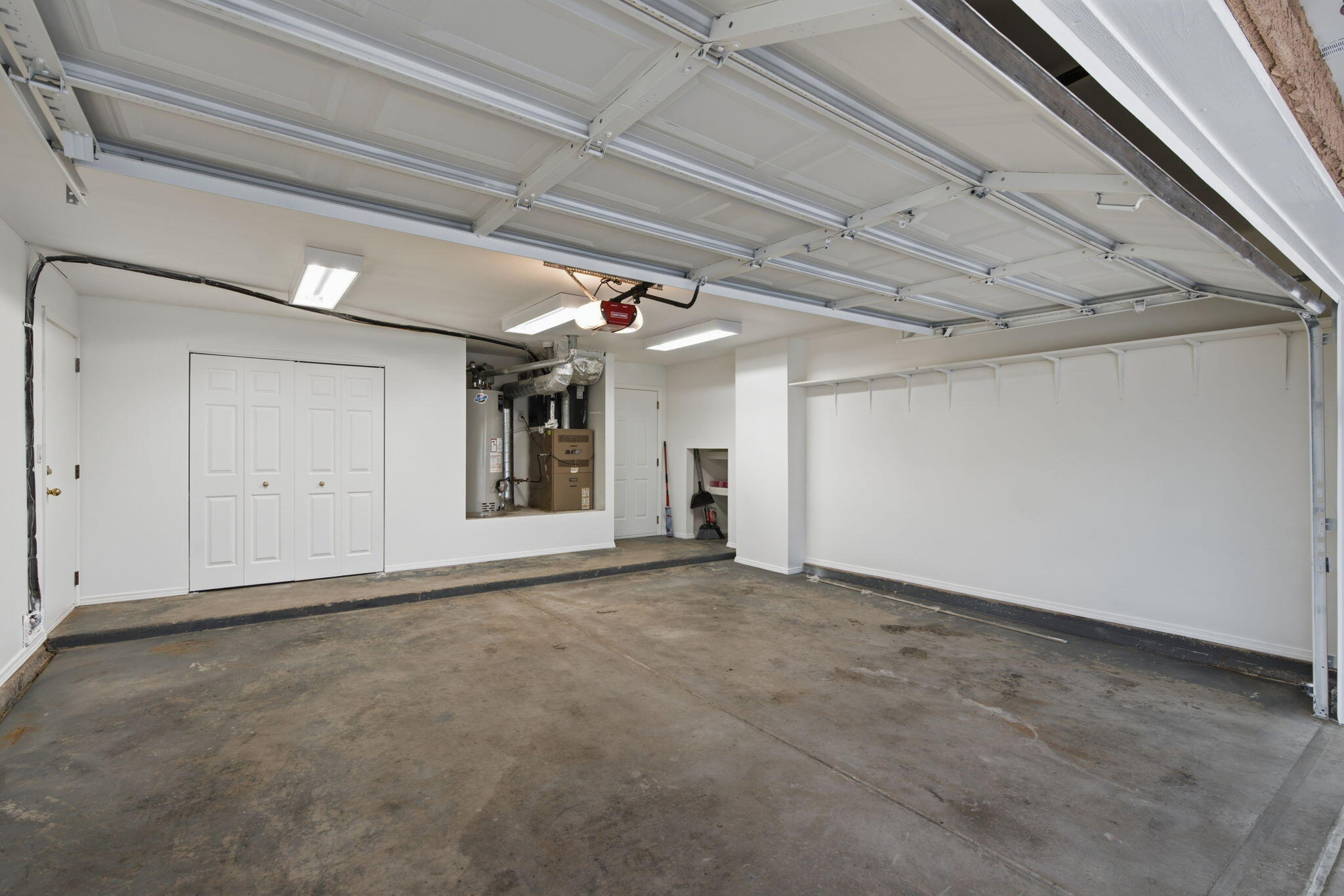 Photo 8 — 1405 Tigerwood Court NW