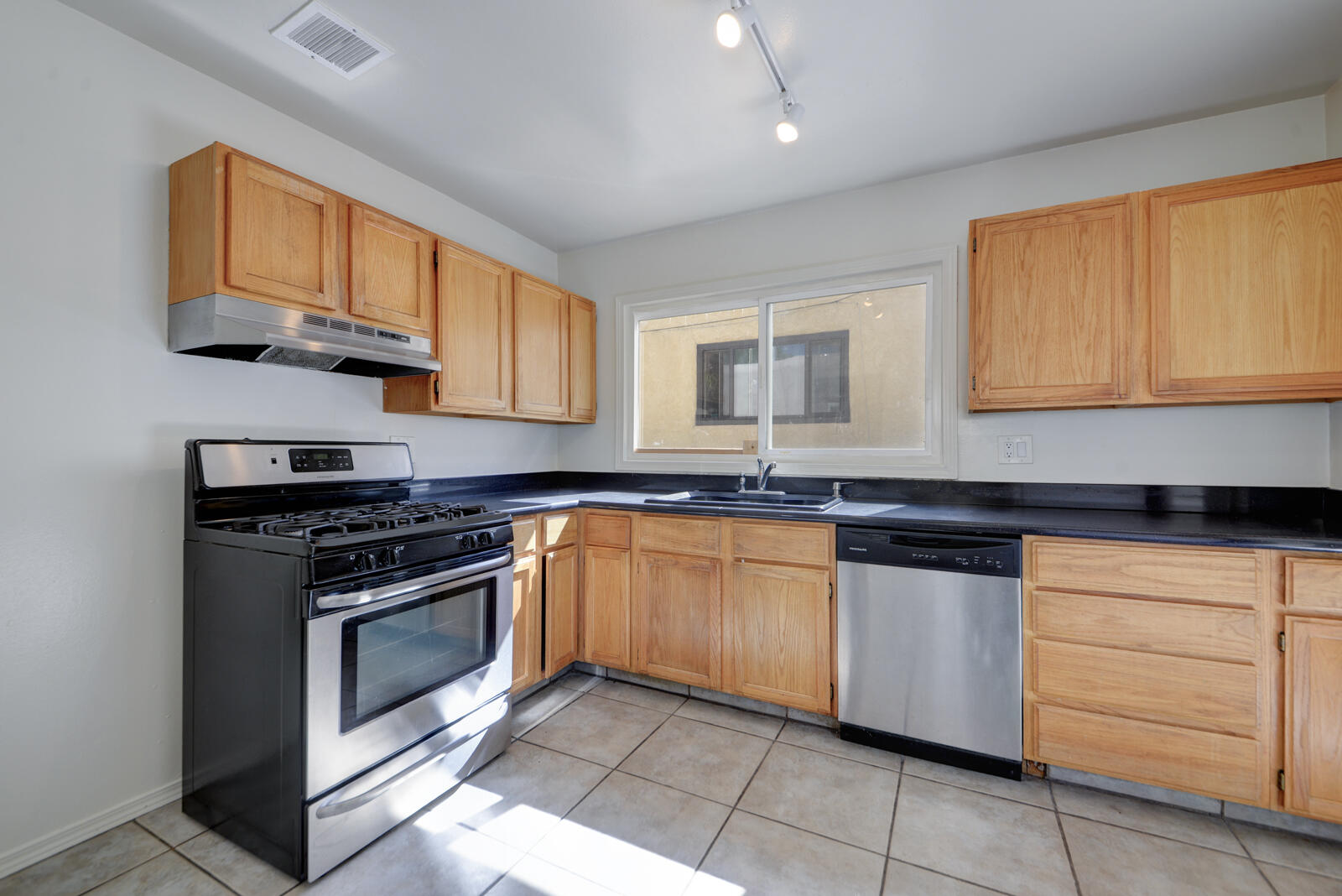 Photo 10 — 7716 McKnight Avenue NE