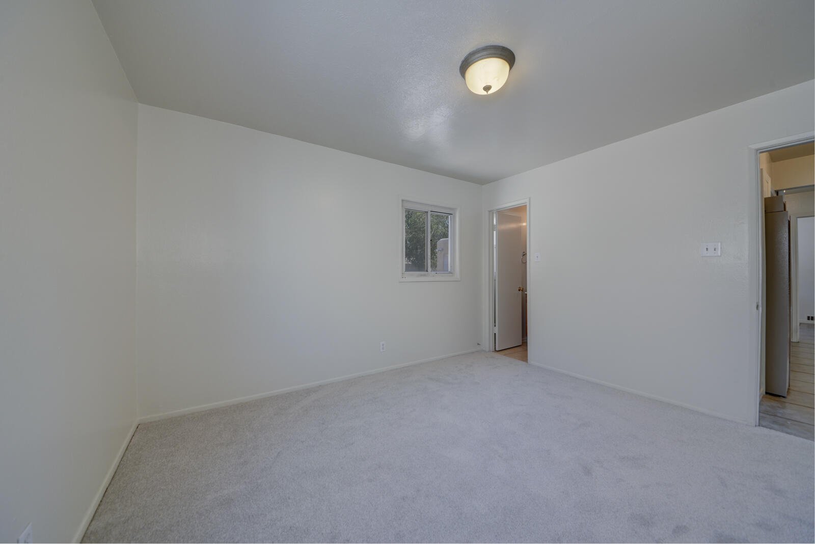 Photo 14 — 7716 McKnight Avenue NE