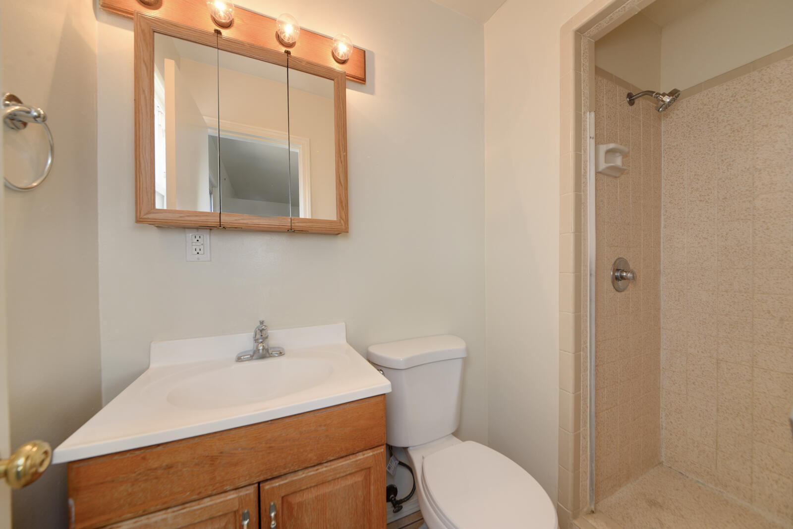 Photo 15 — 7716 McKnight Avenue NE